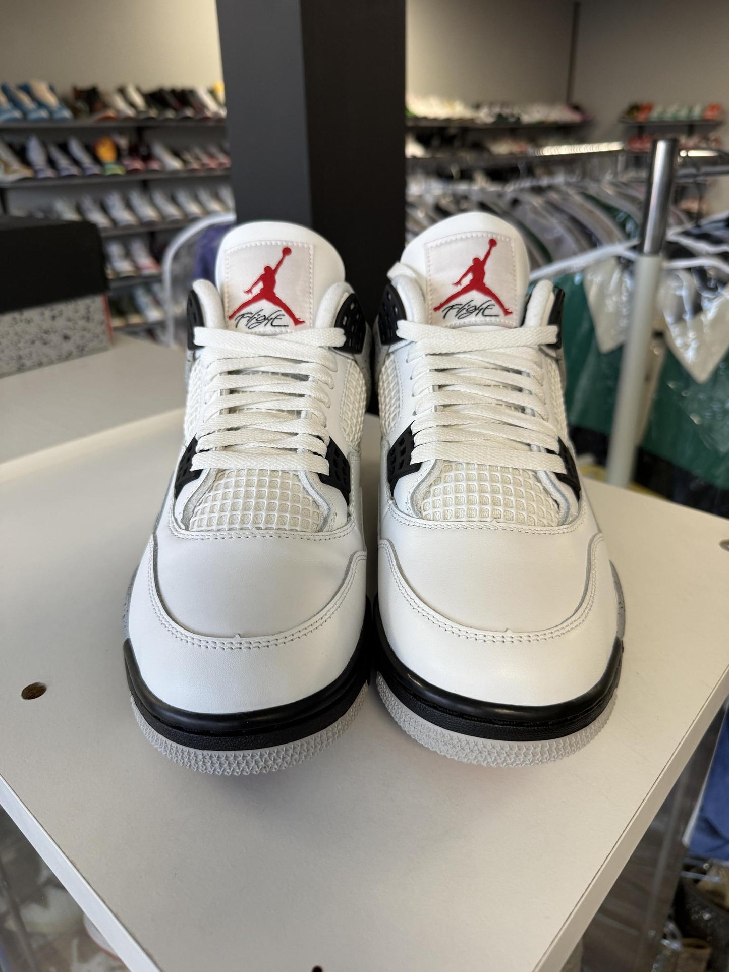 Jordan 4 "White Cement" Used Size 10.5
