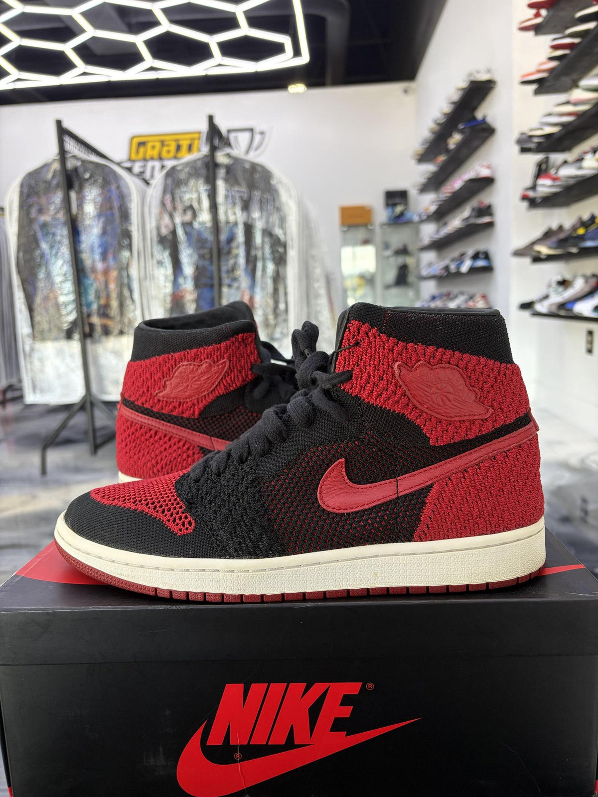 Jordan 1 "Bred Flyknit" Used Size 9