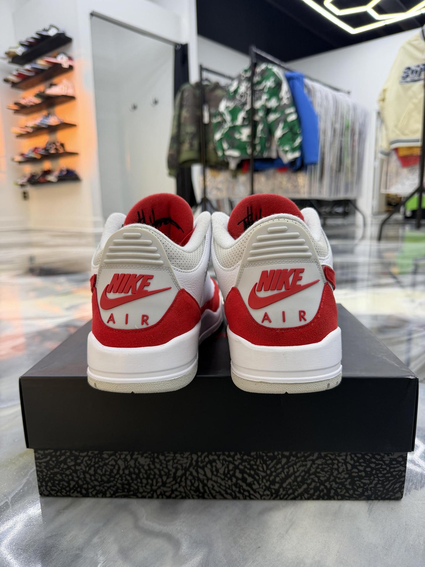 Jordan 3 Tinker White Red Used Size 11.5