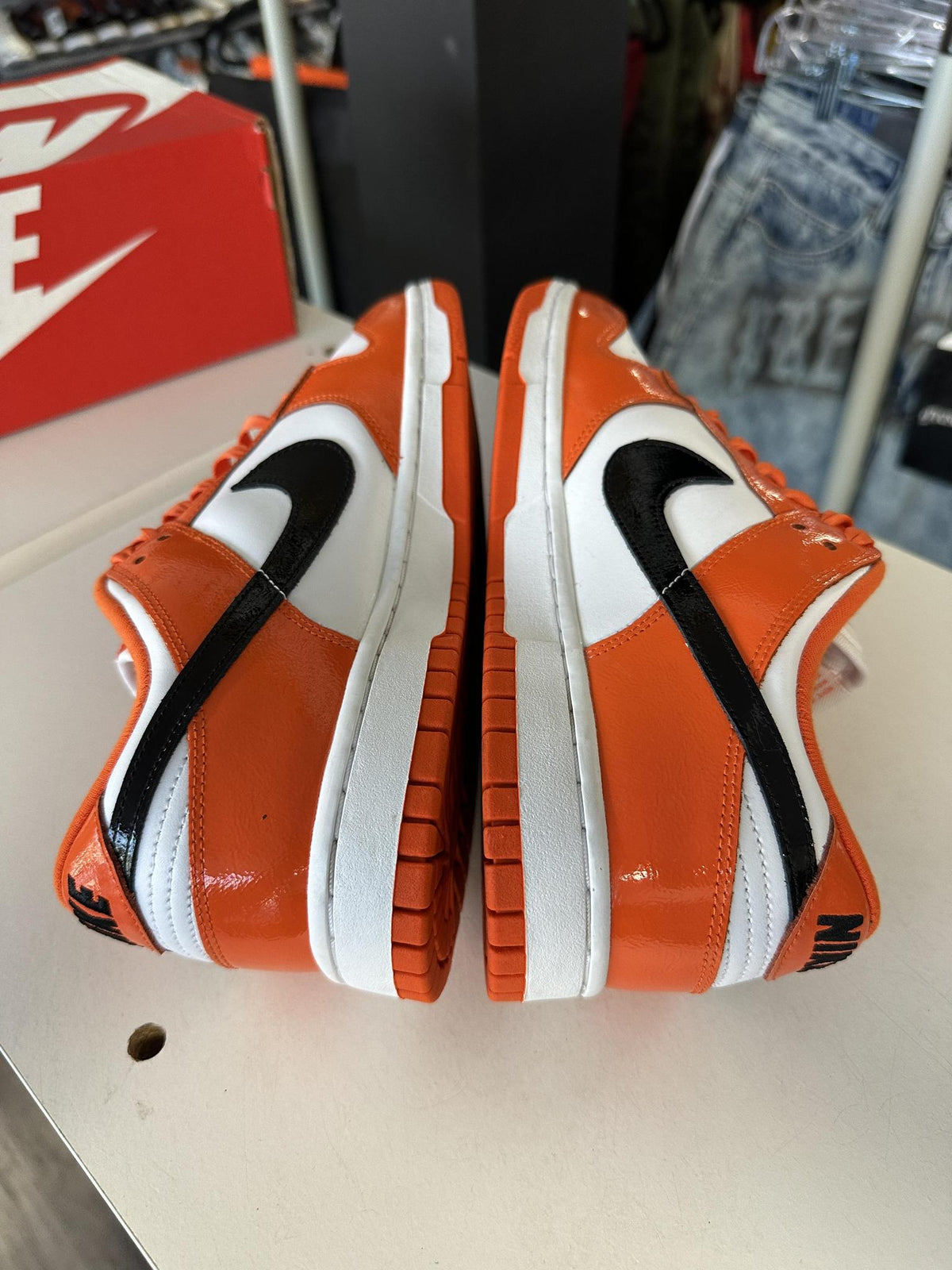 Dunk Low Patent Halloween Used
