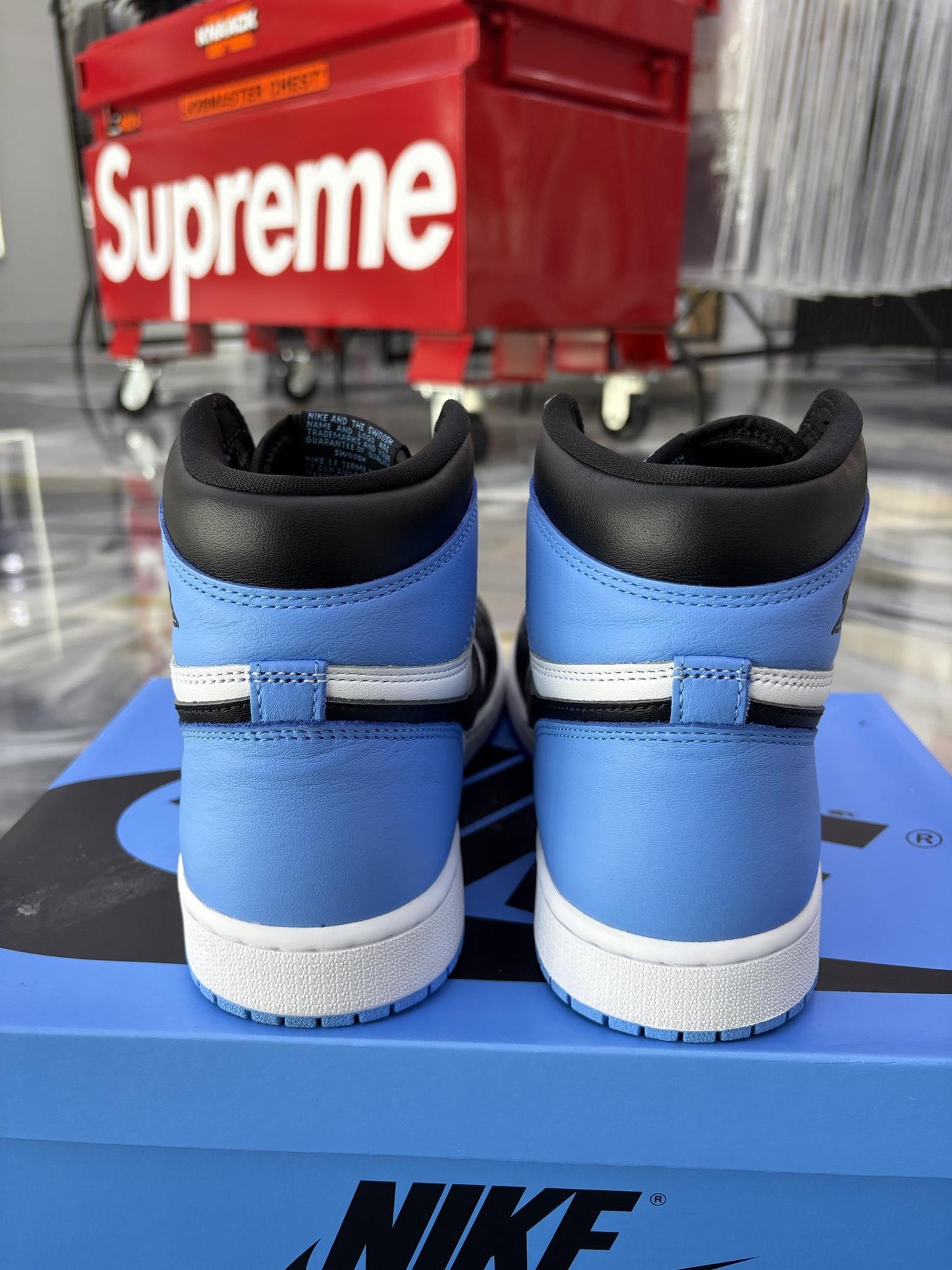 Jordan 1 High "UNC" Used Size 9