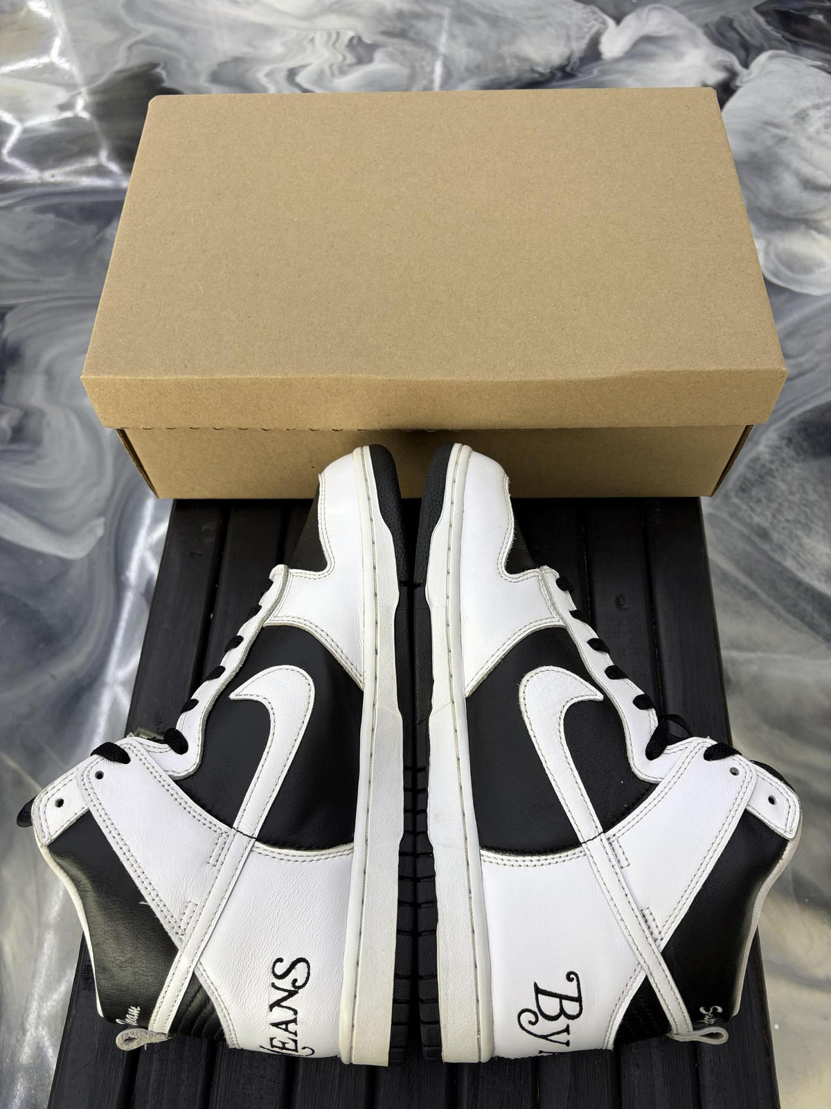 Nike SB Dunk High x Supreme "By Any Means" Used Size 9