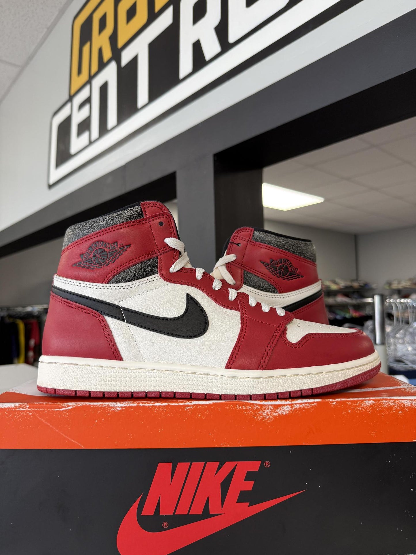 Jordan 1 "Lost and Found" Used Size 10.5
