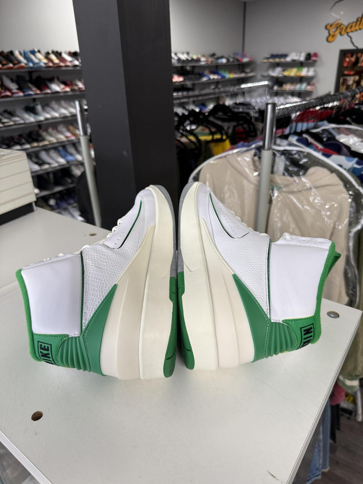 Jordan 2 "Lucky Green" Used Size 13