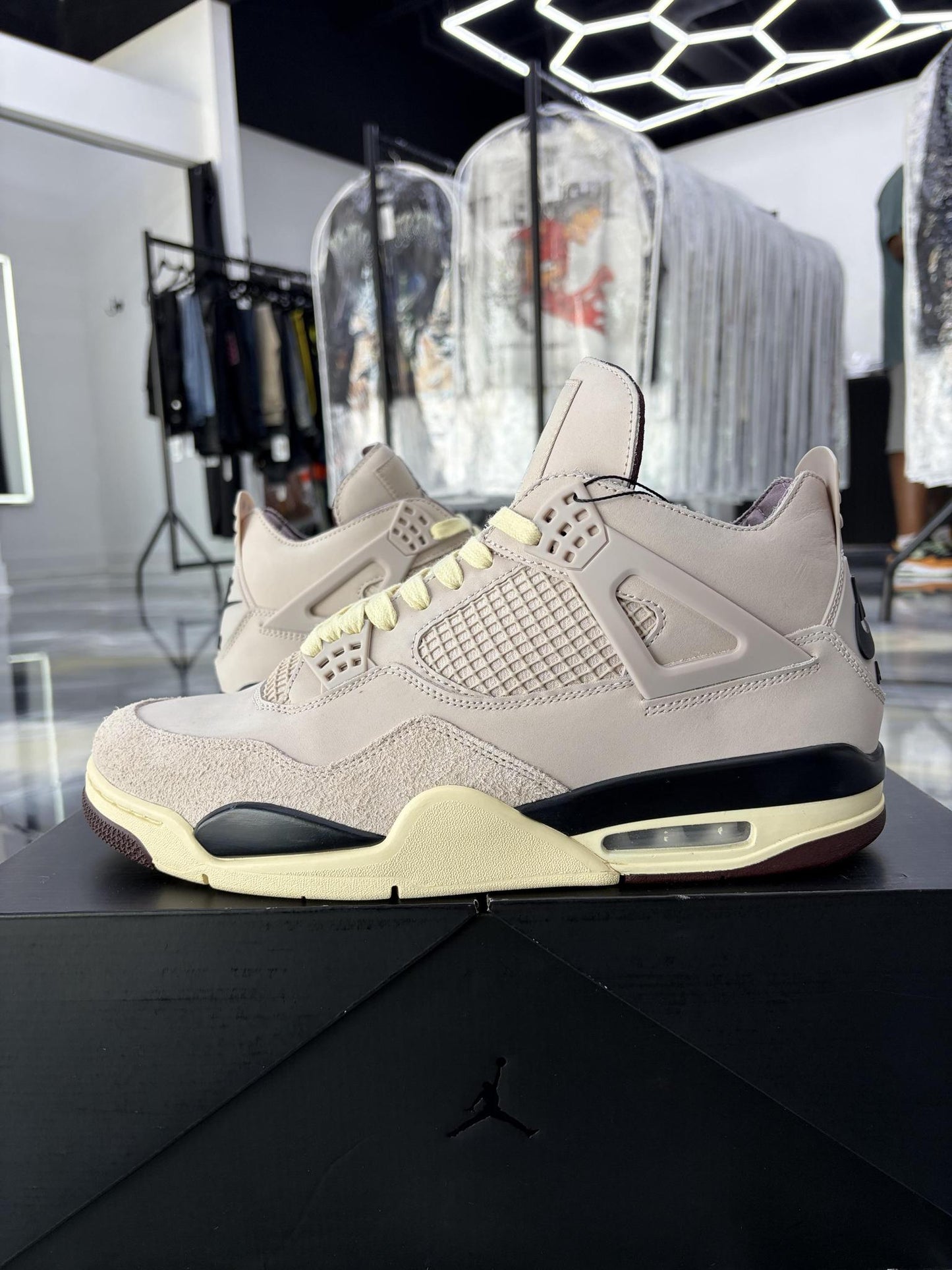 Jordan 4 A Ma Maniere "While You Were Sleeping" Used Size 12