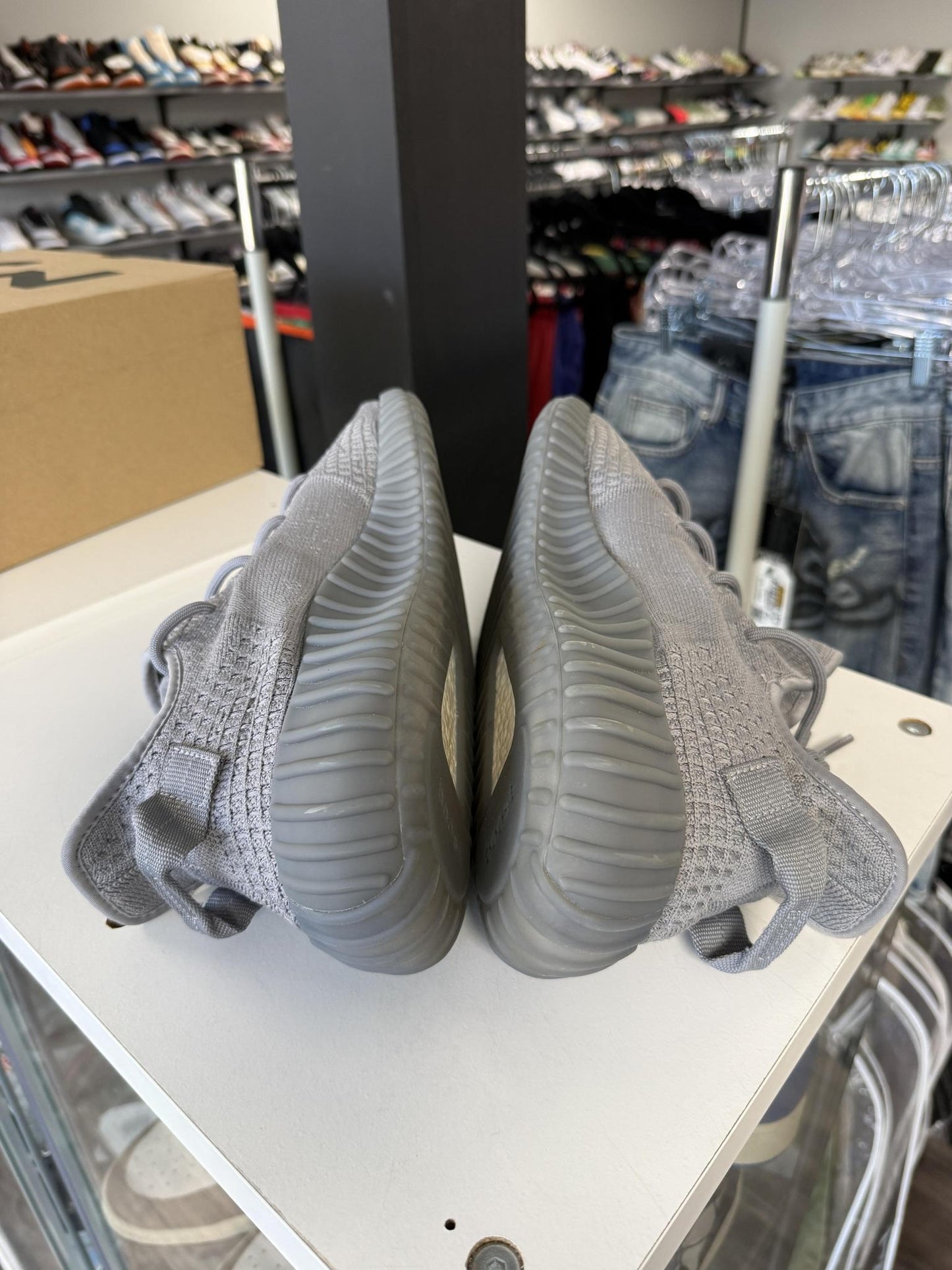 Yeezy 350 V2 "Steel Grey" Used Size 14