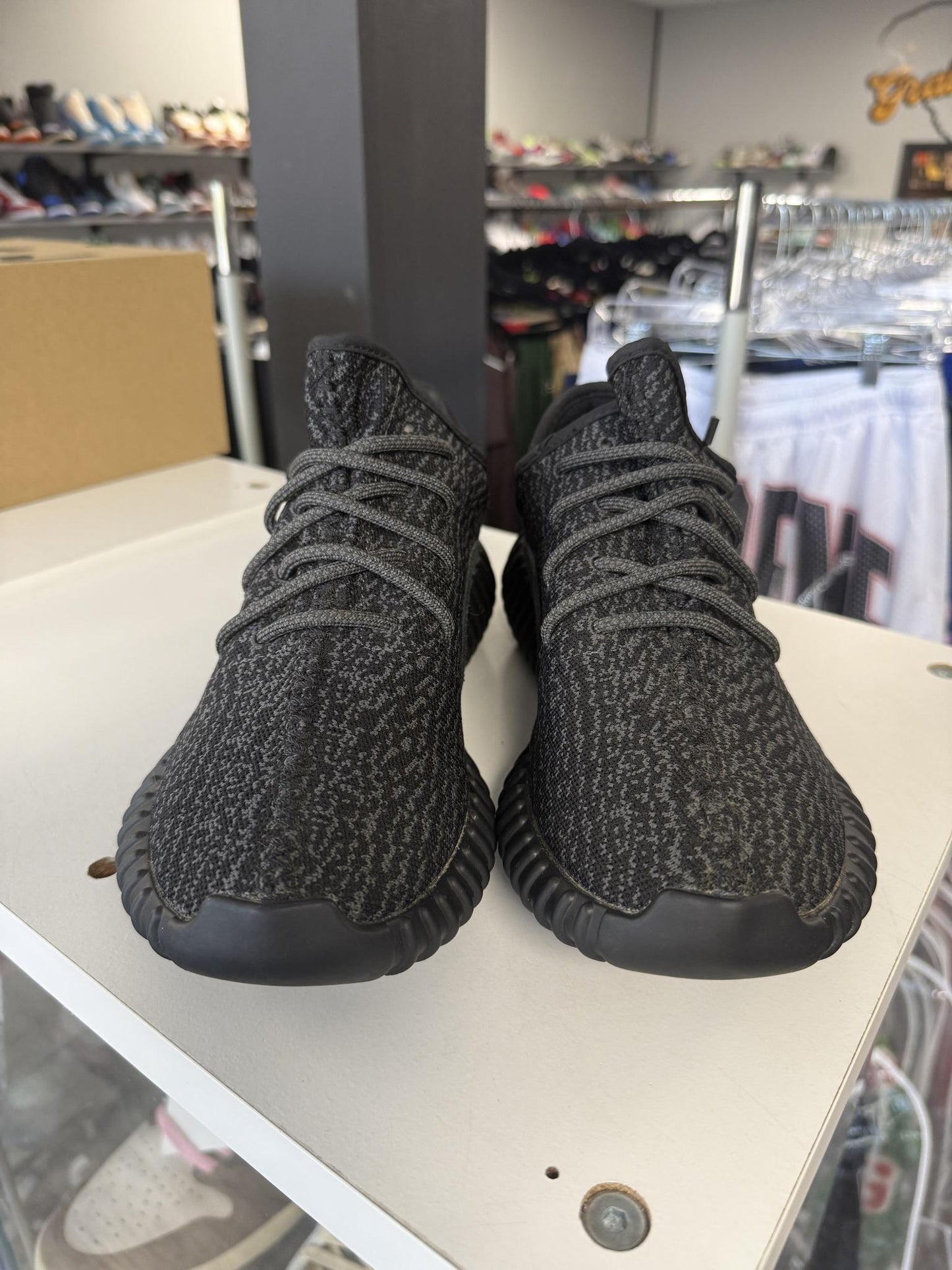 Yeezy 350 "Pirate Black" Used Size 10