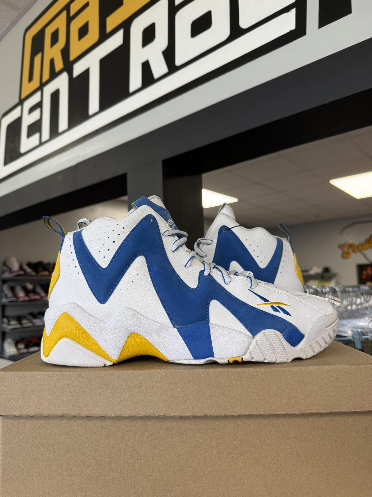 Reebok Hurrikaze 2 "NCAA Pack" Used Size 11.5