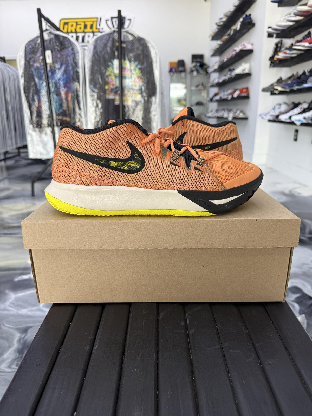 Nike Kyrie Flytrap 6 "Orange Trance" Used Size 10.5
