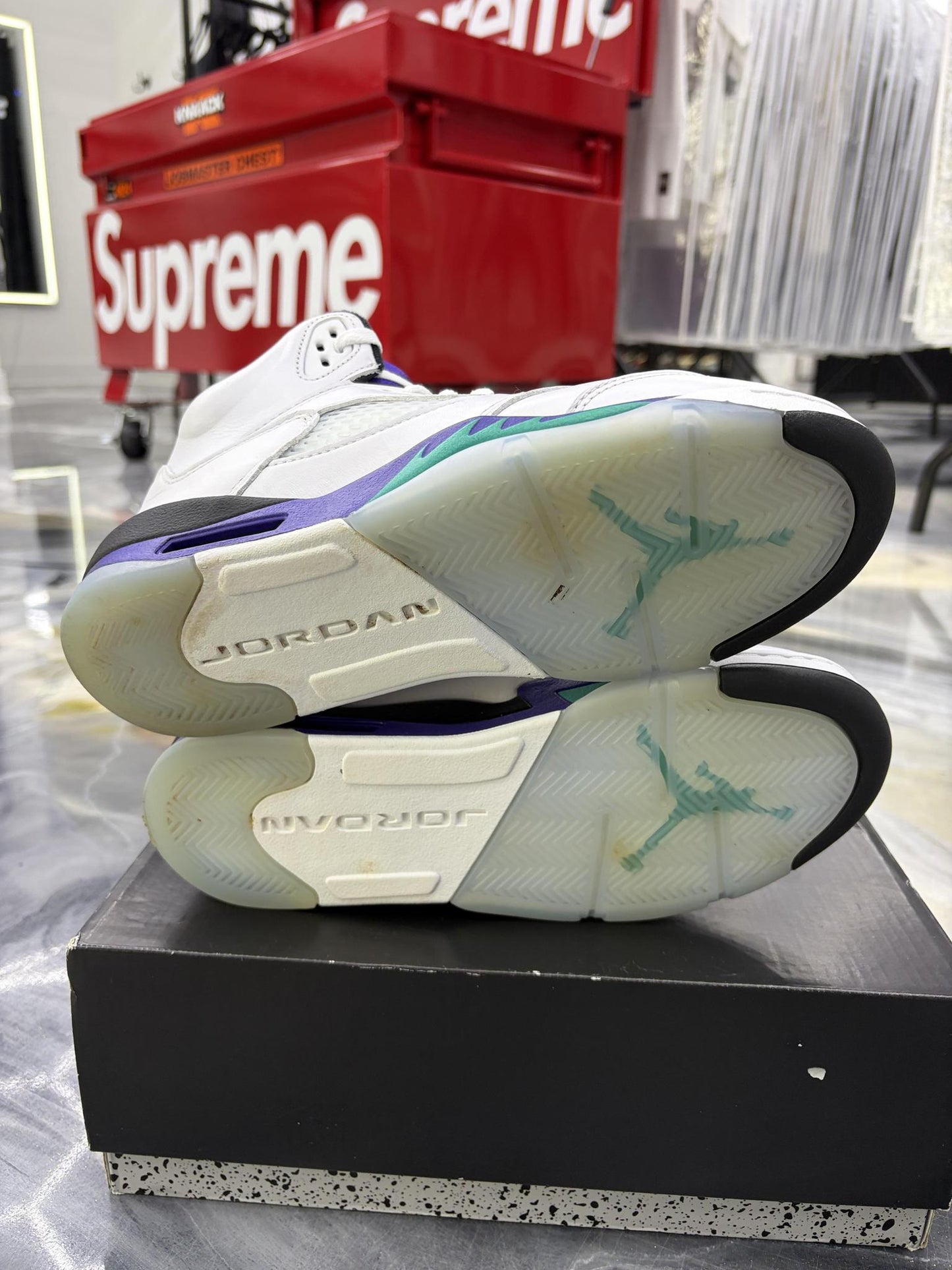 Jordan 5 Grape Used Size 7Y/8.5W