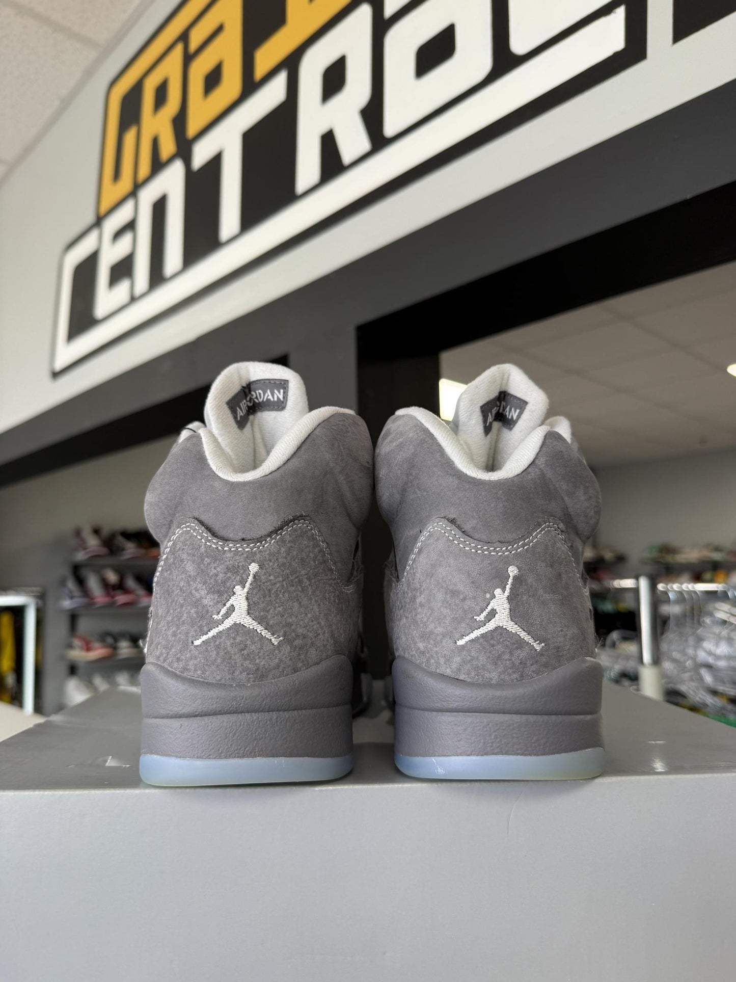Jordan 5 "Wolf Grey" Used Size 9.5
