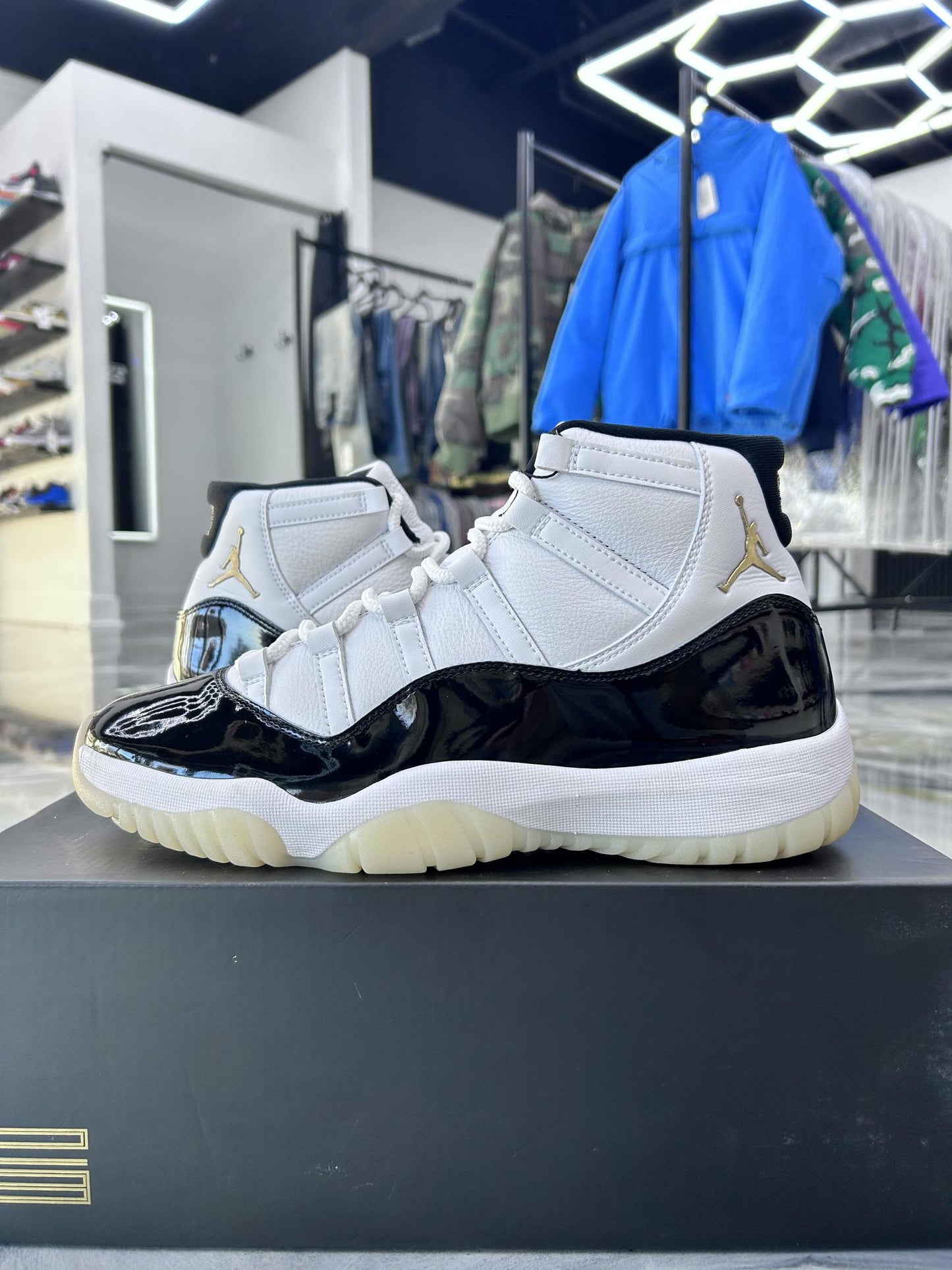 Jordan 11 "Gratitude" Used Size 12