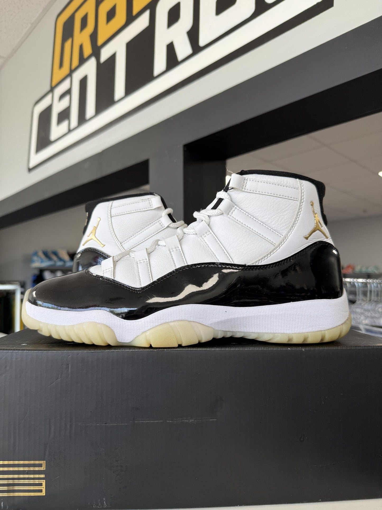 Jordan 11 "Gratitude" Used Size 11