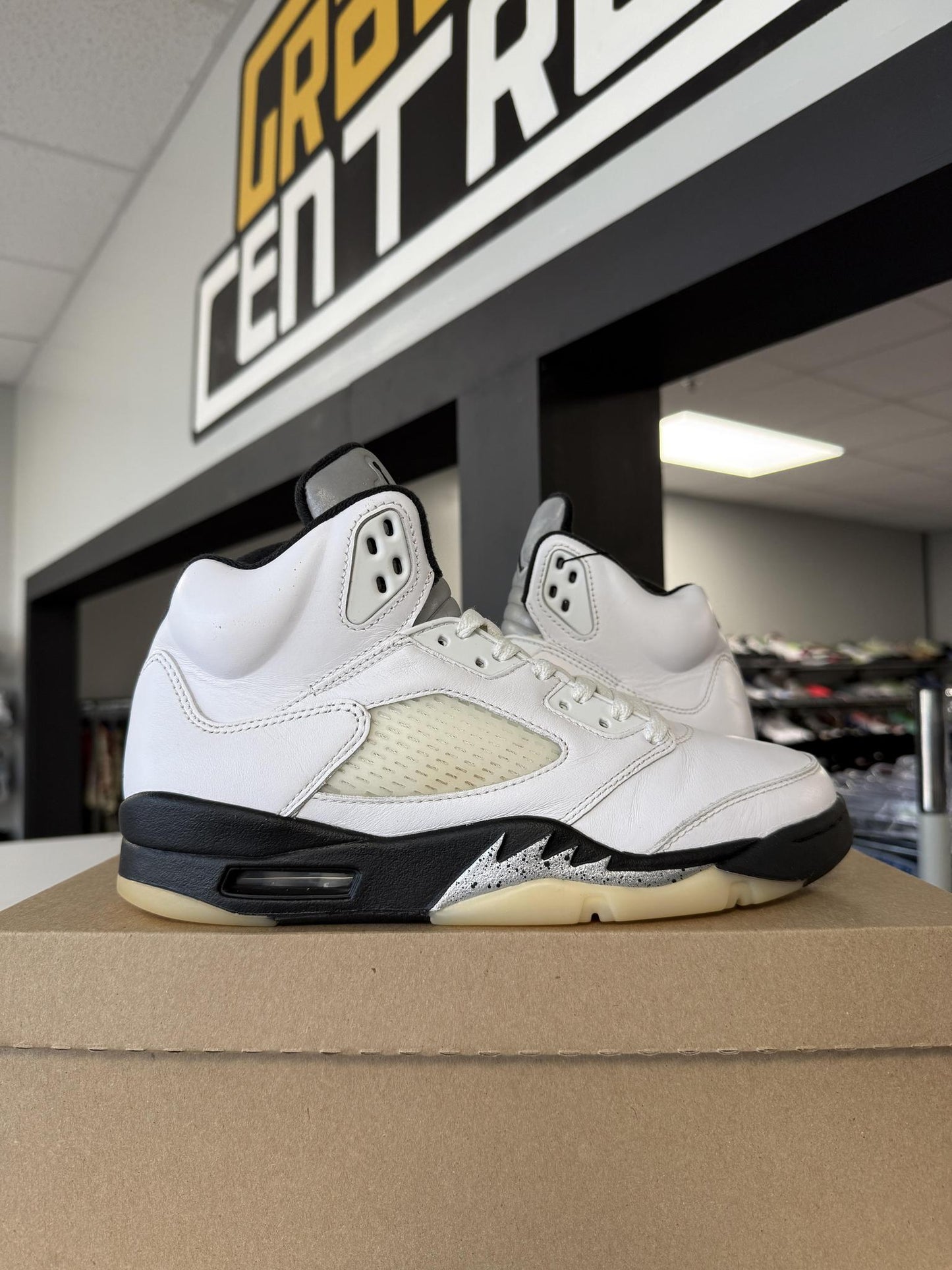Jordan 5 "Reverse Metallic" Used Size 8.5