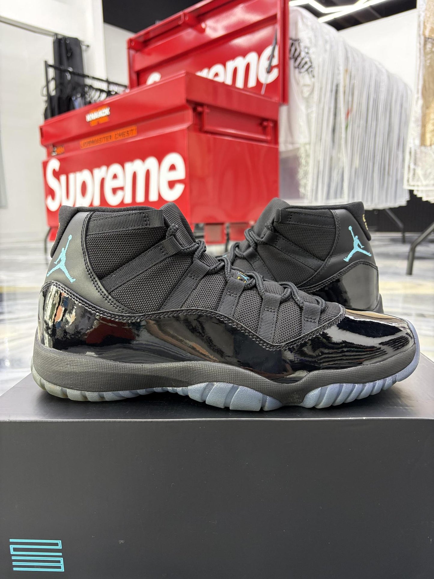 Jordan 11 "Gamma" Used Size 11