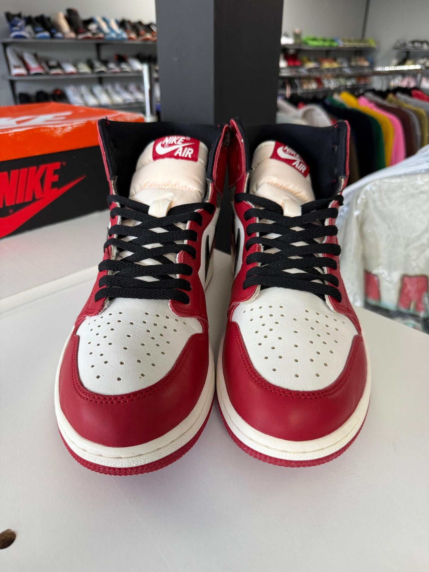 Jordan 1 "Lost & Found Chicago" Used Size 13