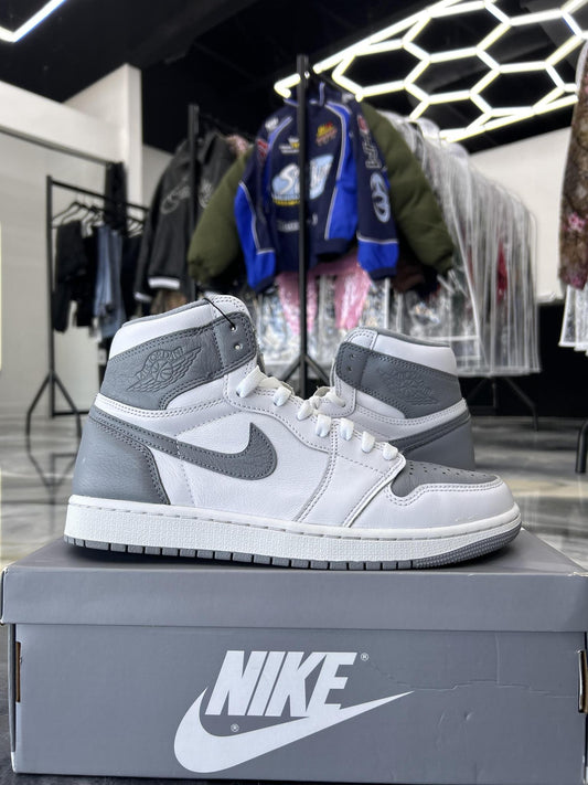 Jordan 1 "Stealth" Used Size 9