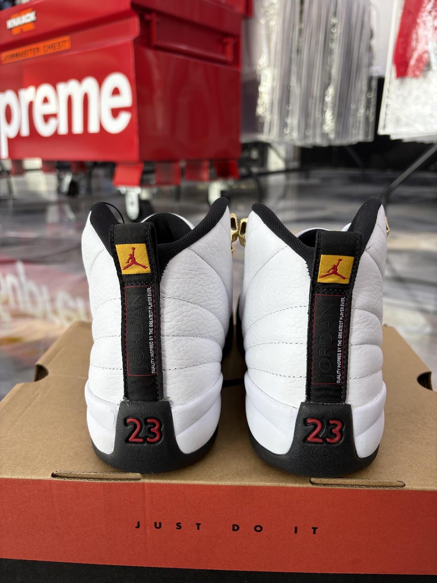 Jordan 12 "Taxi" Used Size 6.5Y/8W