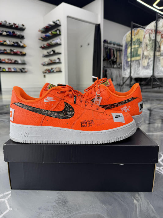 Nike Air Force 1 "Just Do It" Used Size 11.5
