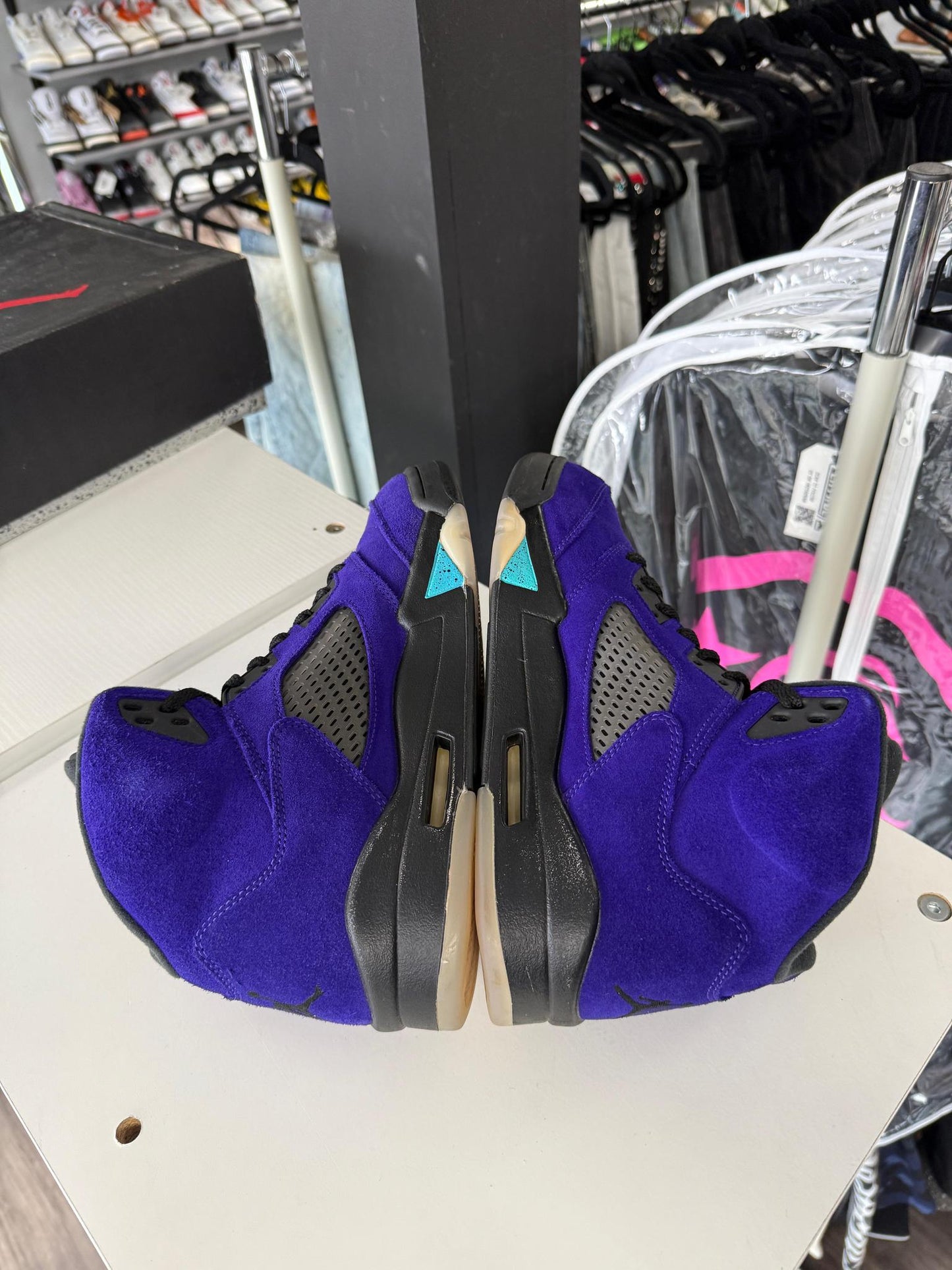 Jordan 5 "Alternate Grape" Used Size 10.5