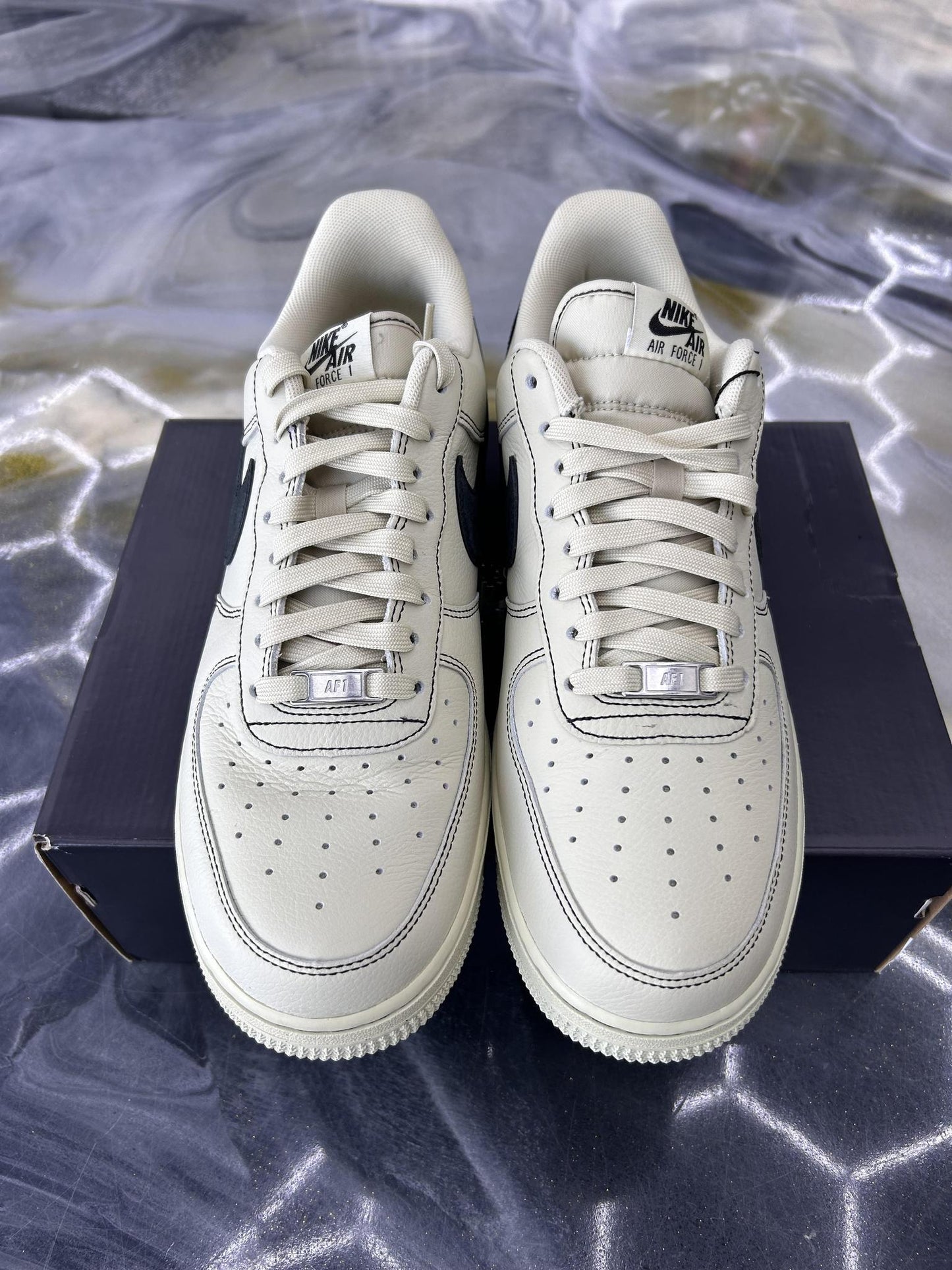 Nike Air Force 1 "Light Khaki Black" Used Size 11