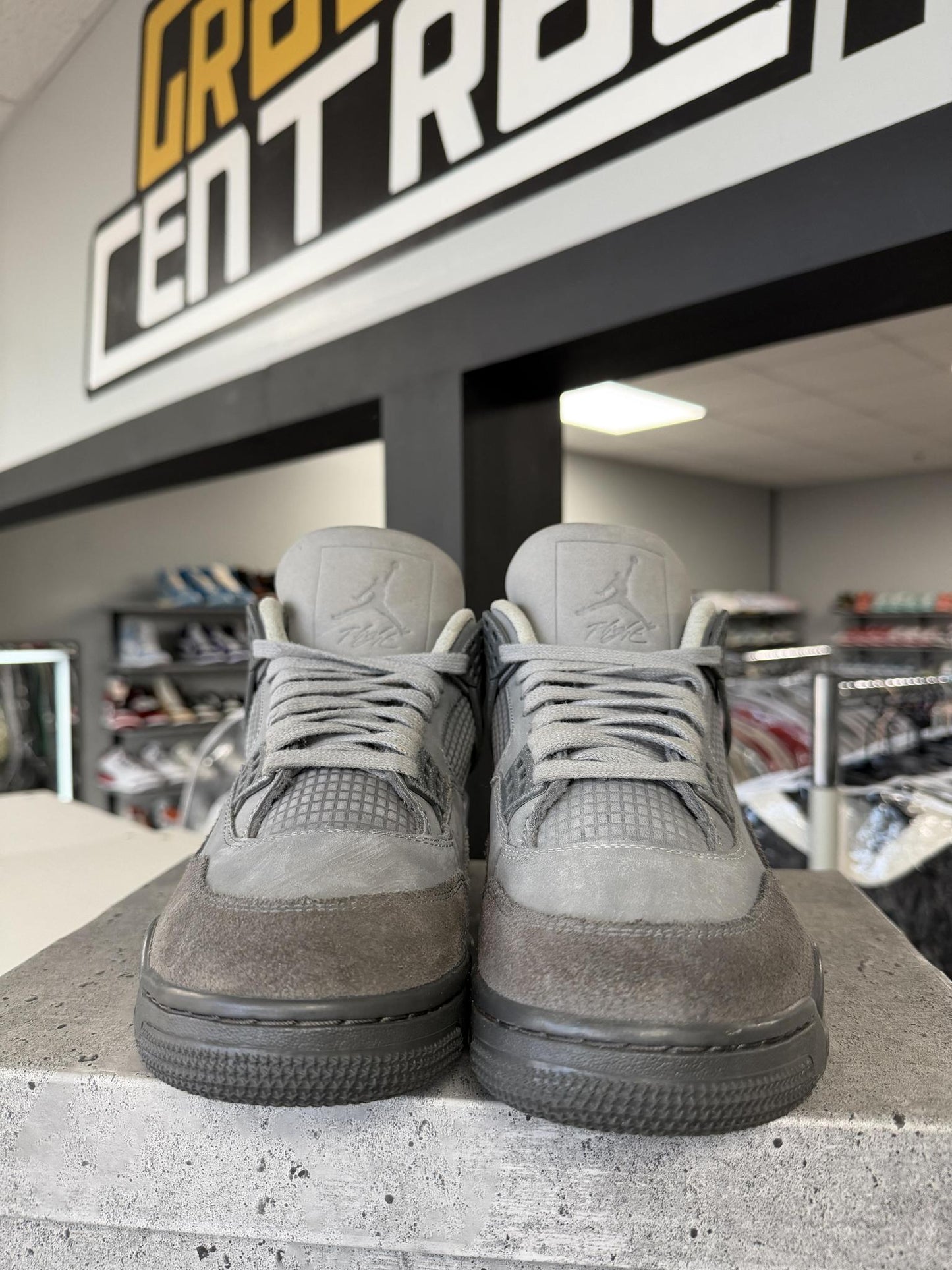 Jordan 4 "Wet Cement" Used Size 9