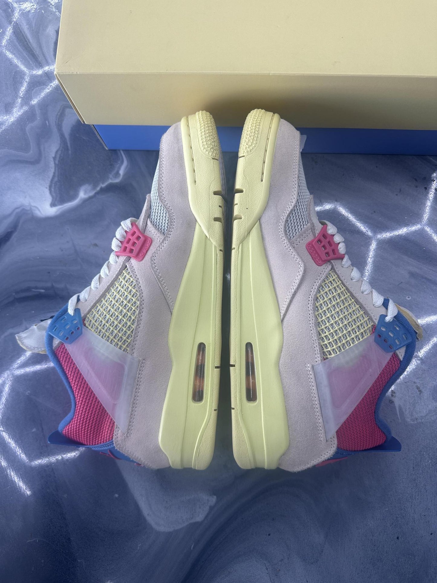 Jordan 4 Union "Guava" Used Size 9.5