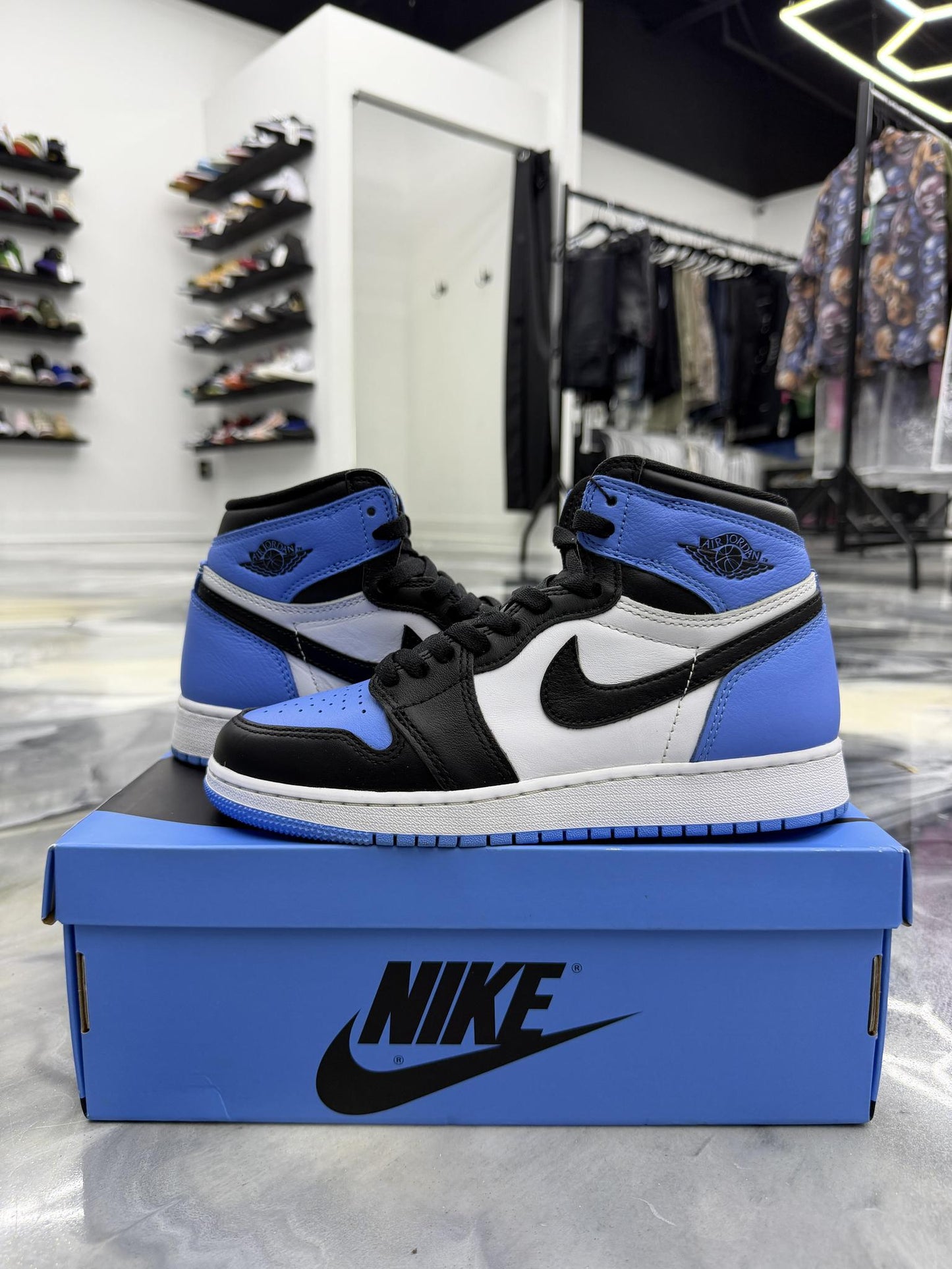 Jordan 1 UNC Toe Used Size 5.5Y/7W
