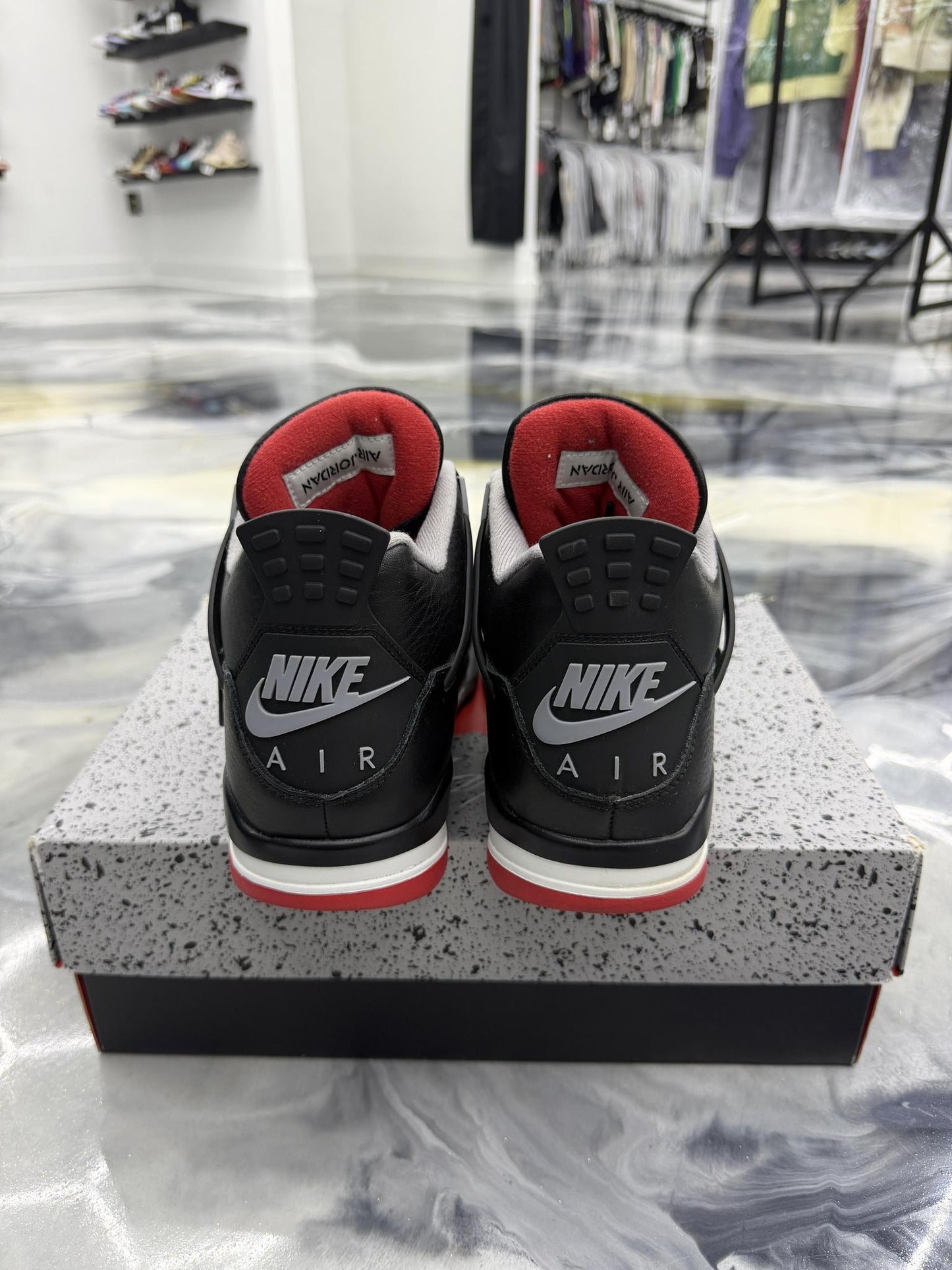 Jordan 4 Reimagined "Bred" Used Size 9.5