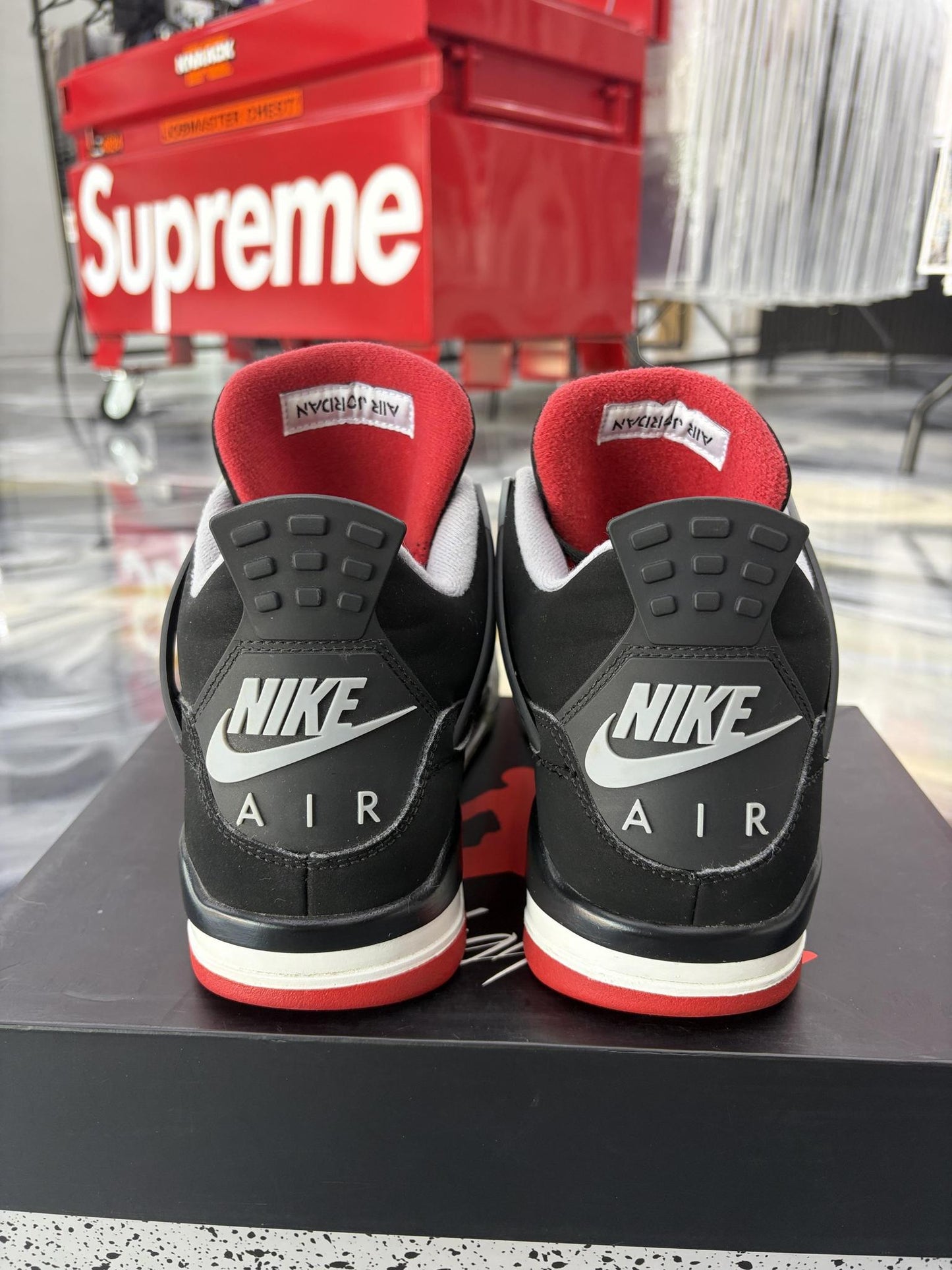 Jordan 4 "Bred" Used Size 10.5