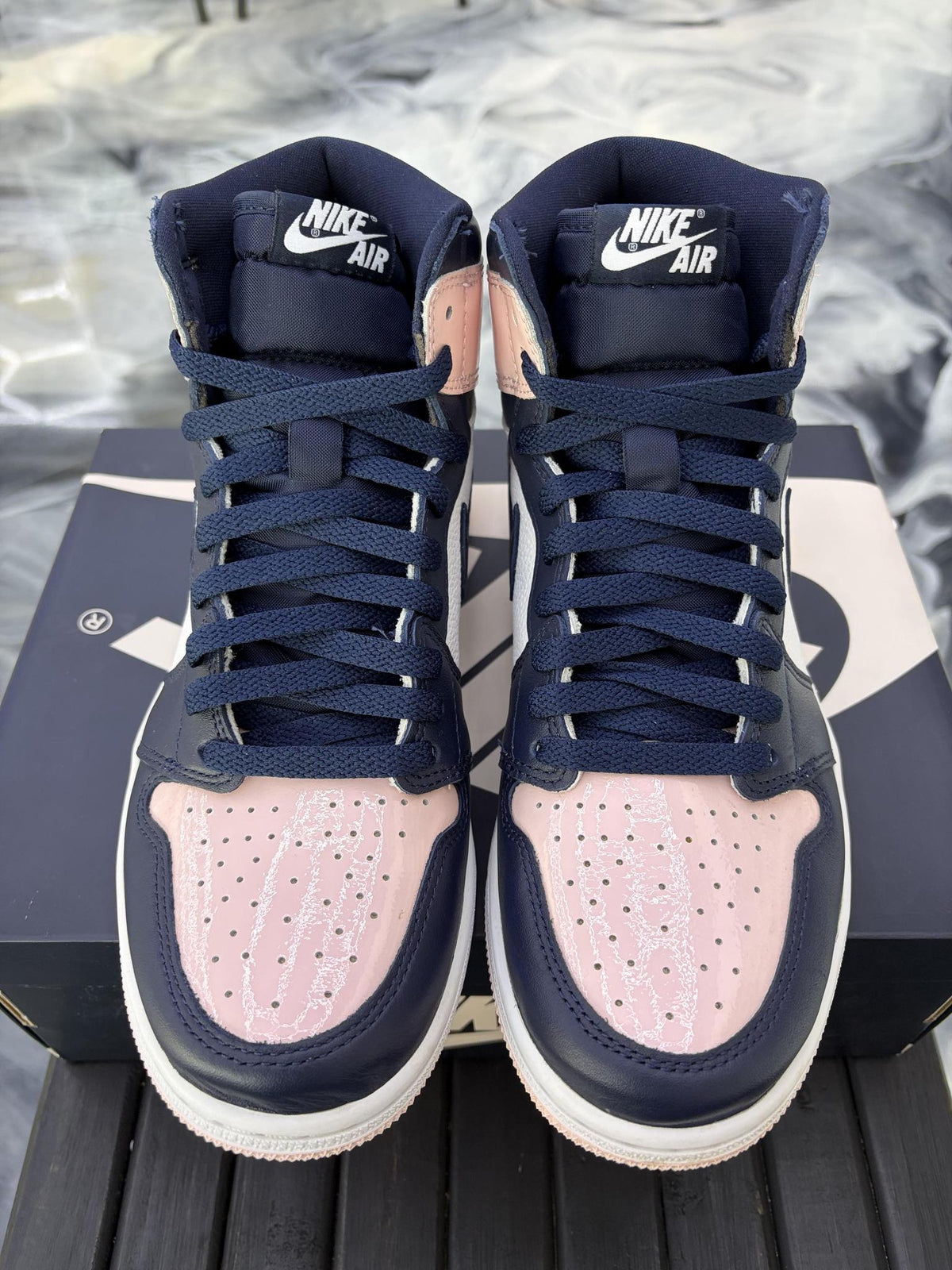 Jordan 1 "Atmosphere" Used Size 8
