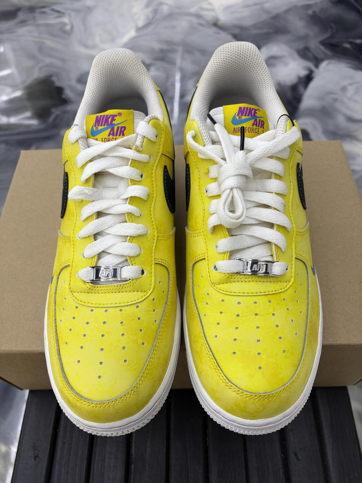 Nike Air Force 1 Low "Peace, Love & Basketball" Used Size 8.5
