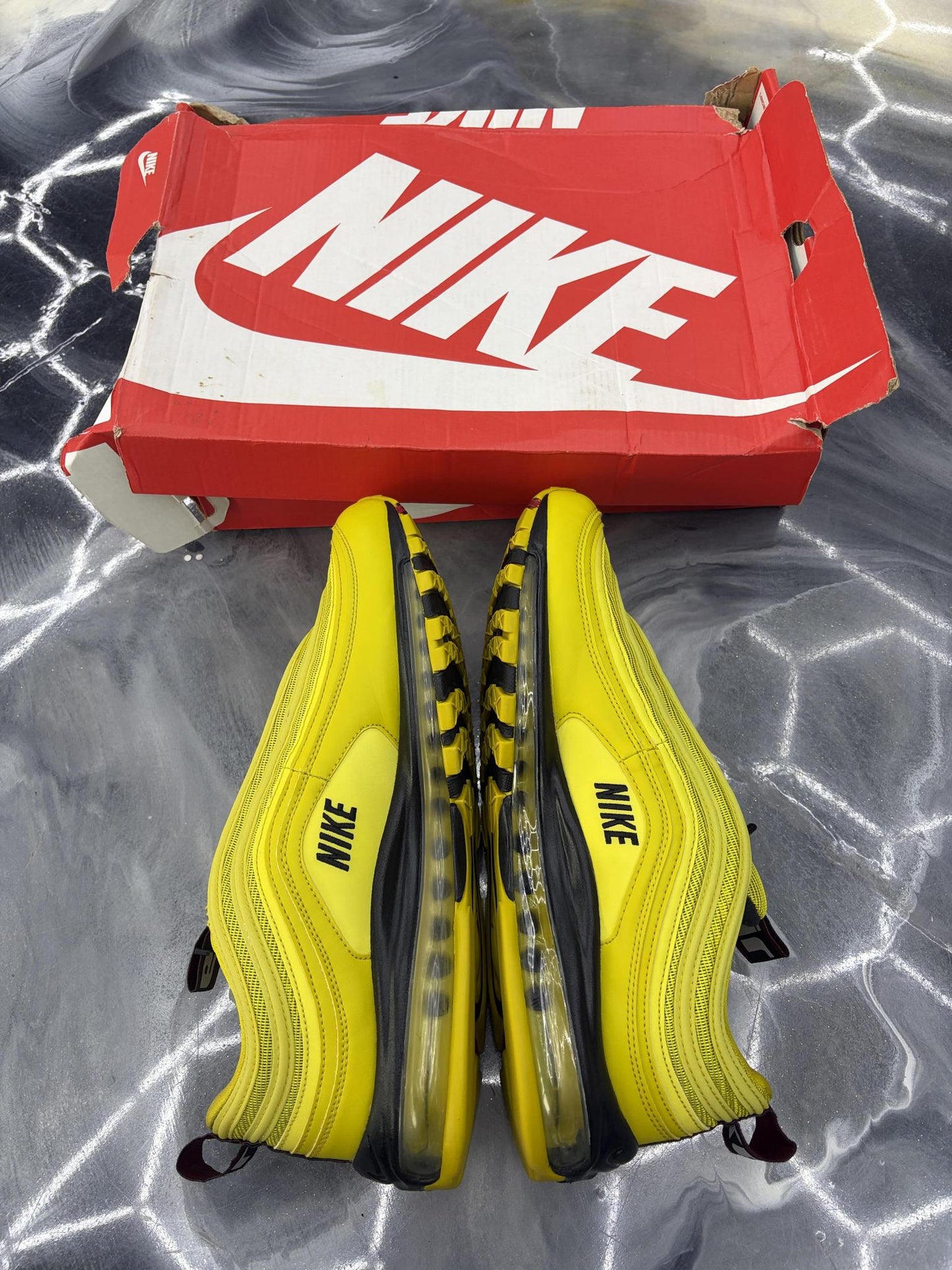Nike Air Max 97 "Yellow White" Used Size 12