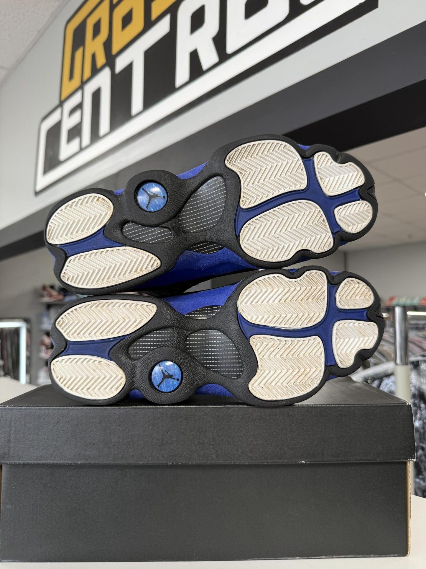 Jordan 13 "Black Hyper Royal" Used Size 7Y/8.5W
