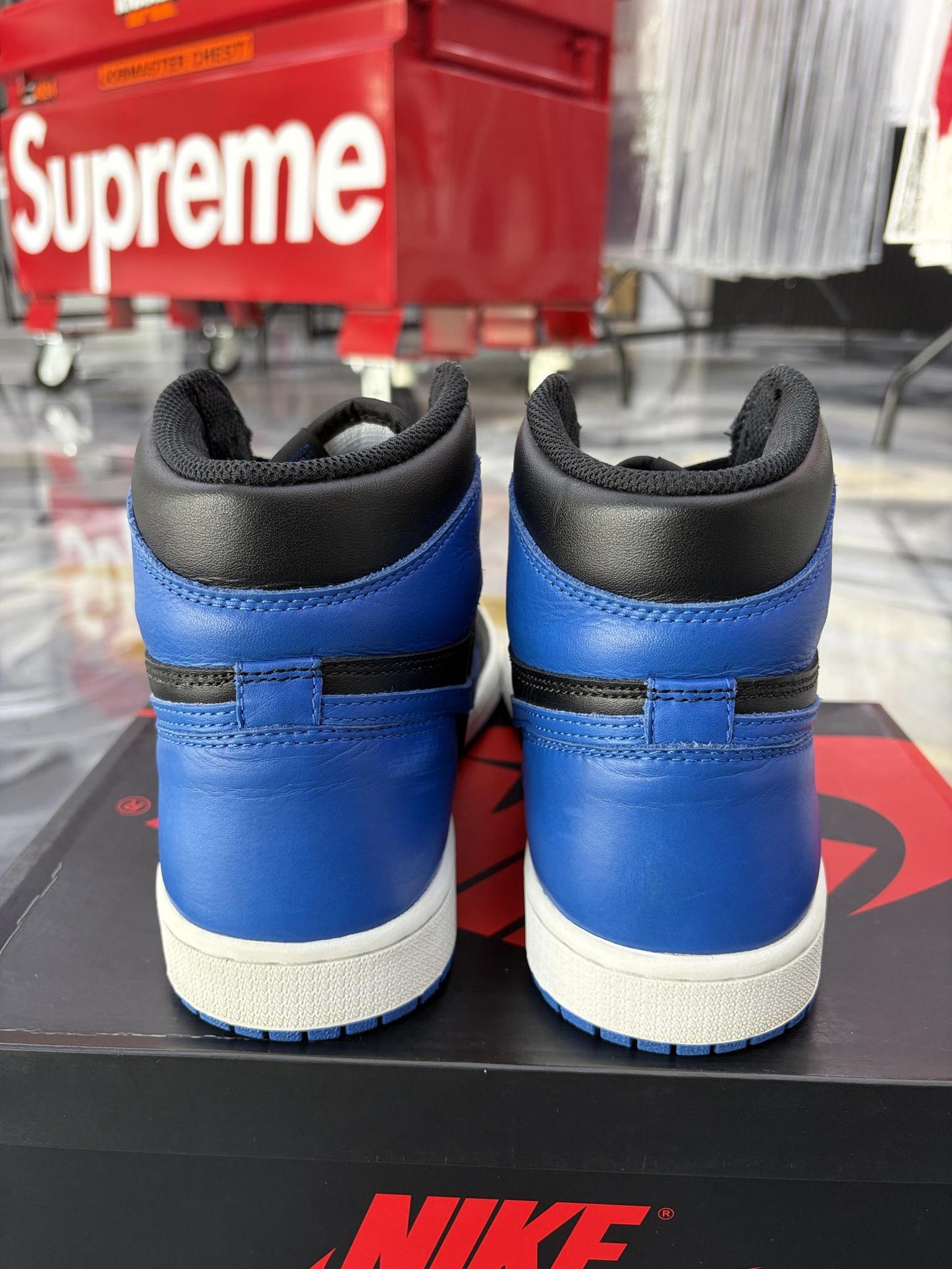 Jordan 1 High "Royal" Used Size 9
