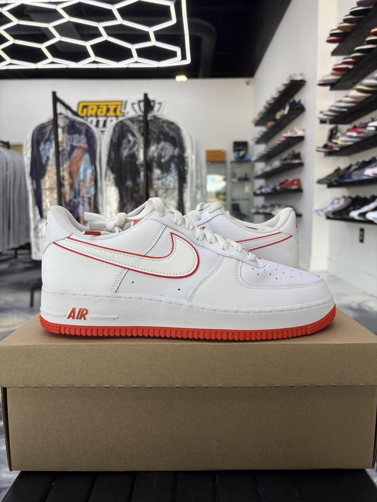 Nike Air Force 1 Low "Picante Red" Used Size 10