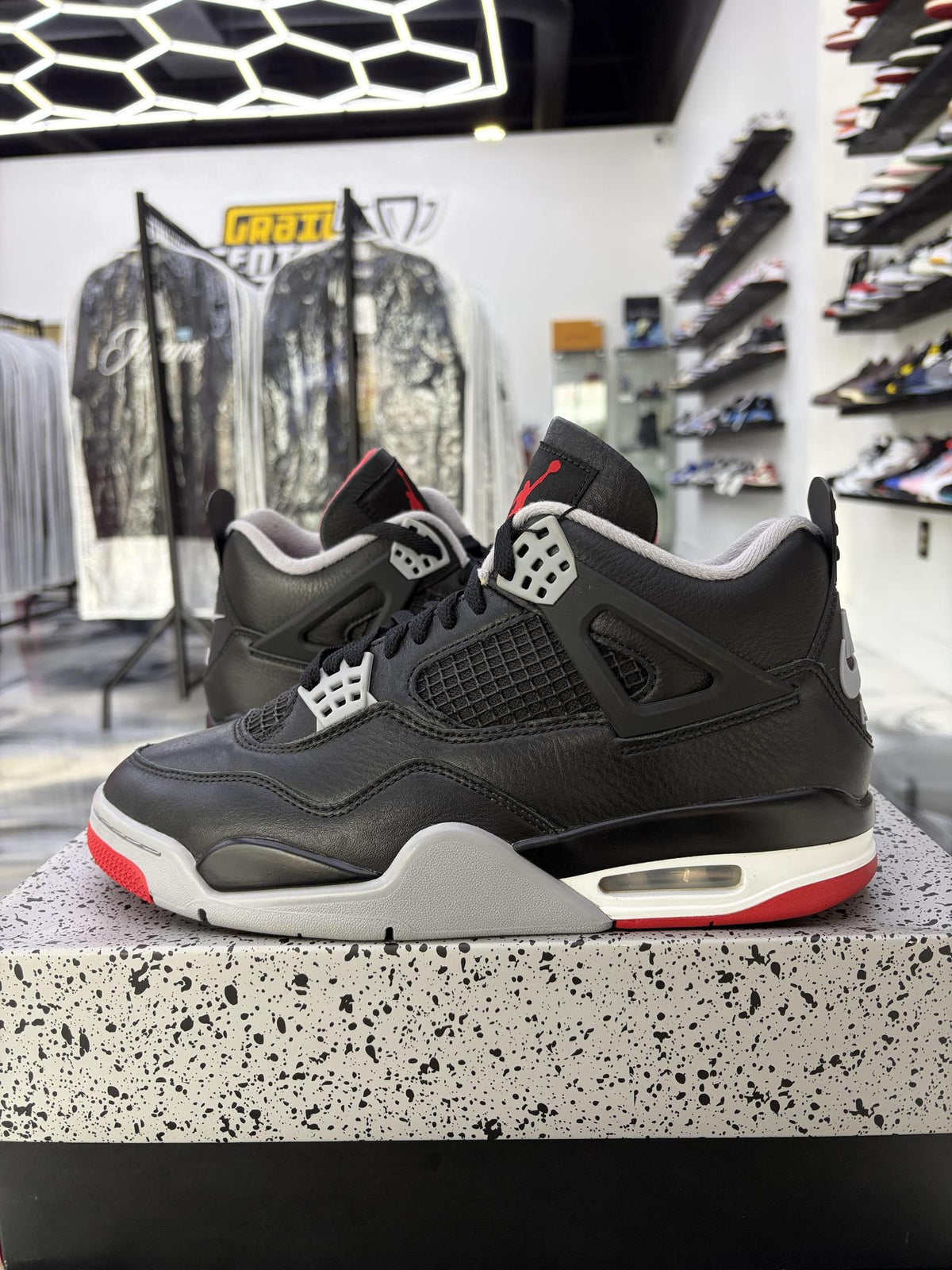 Jordan 4 "Bred Reimagined" Used Size 9