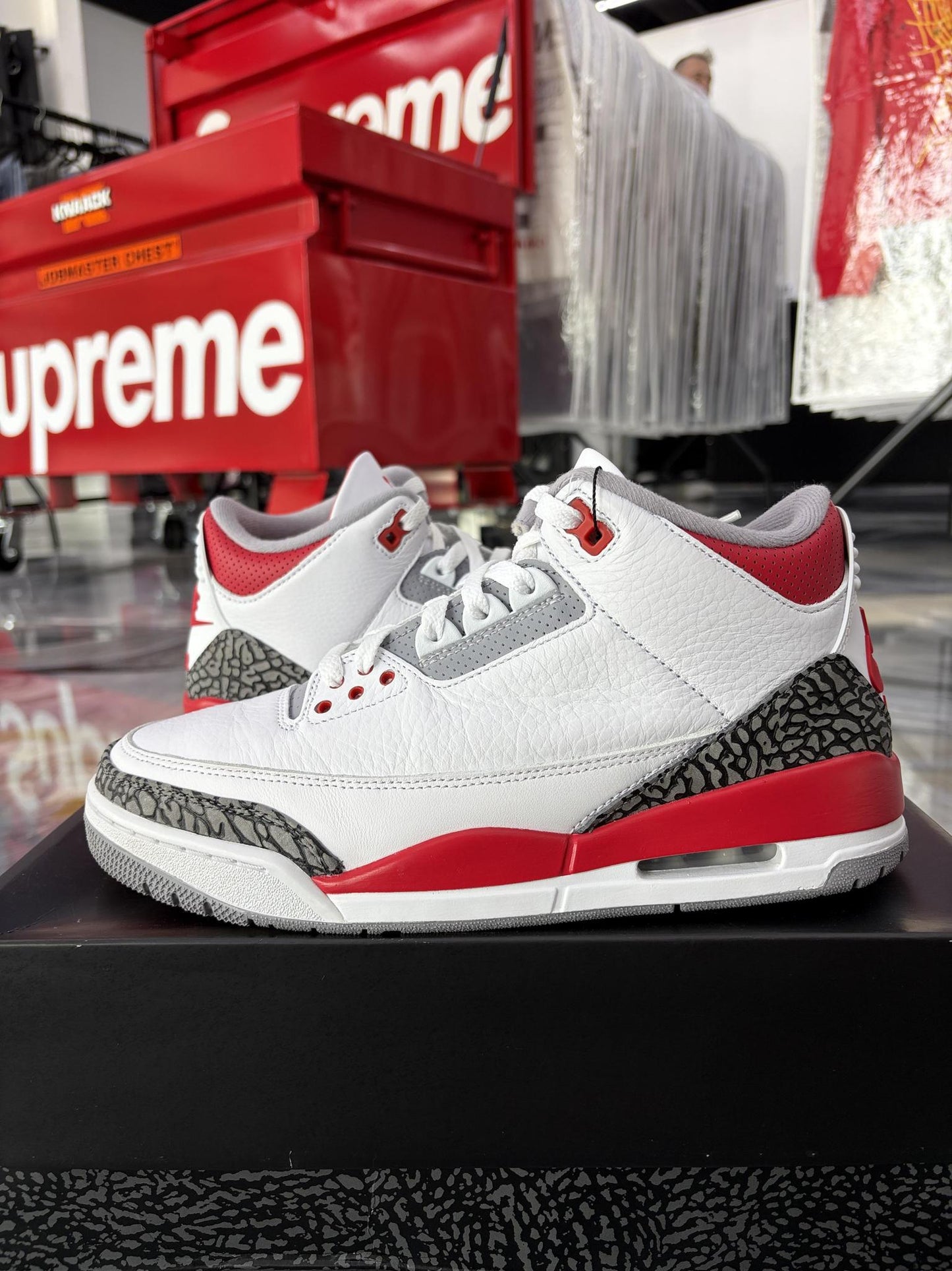 Jordan 3 "Fire Red" Used Size 9