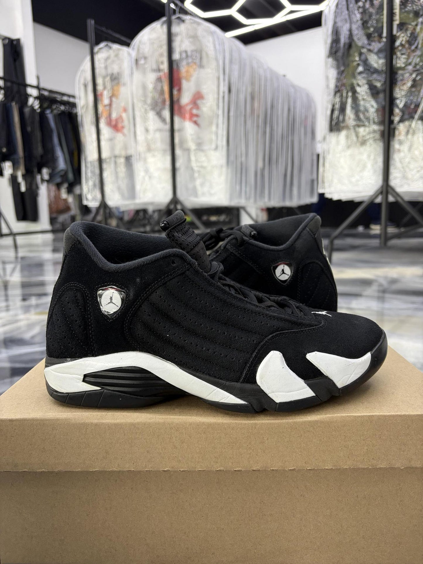 Jordan 14 "Black White" Used Size 7.5
