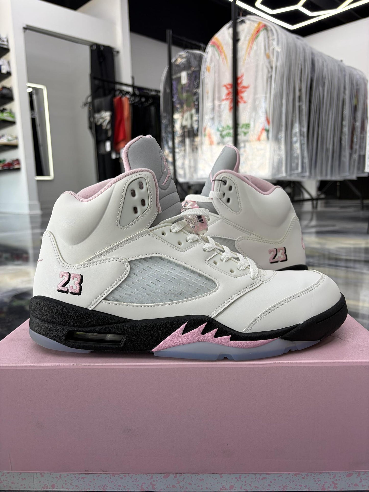 Jordan 5 "Medium Soft Pink" Used Size 12