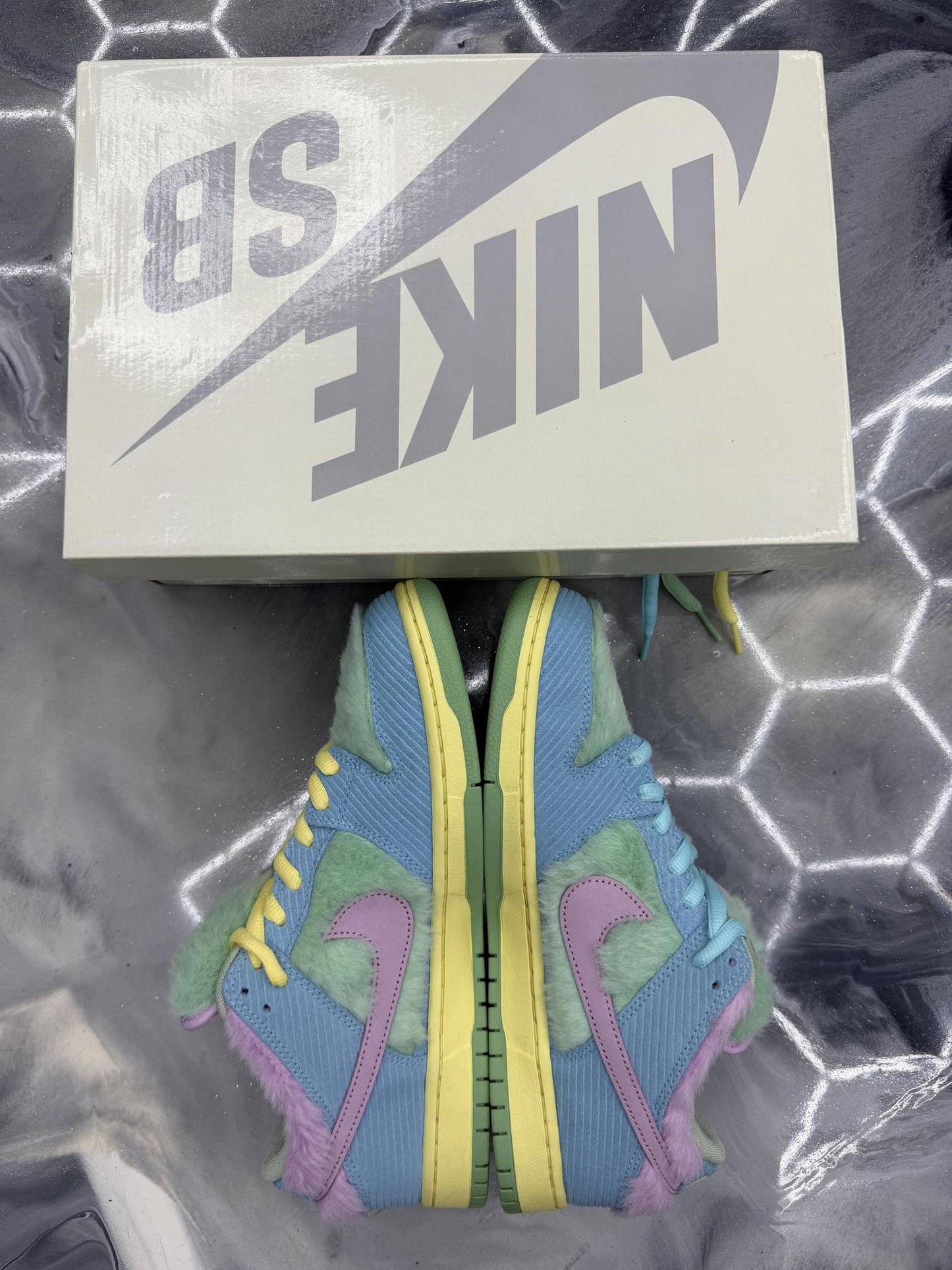 Nike SB Dunk Low Verdy Used Size 10