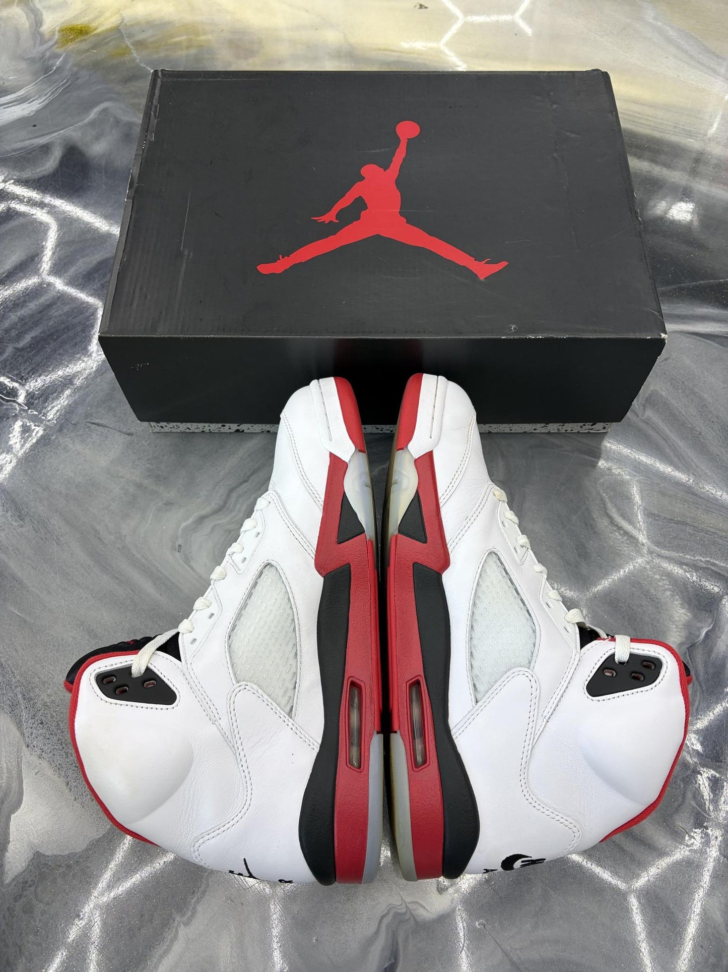Jordan 5 "Fire Red" Used Size 11.5