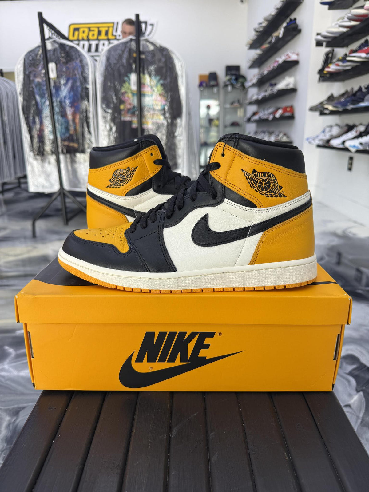 Jordan 1 "Taxi" Used Size 11