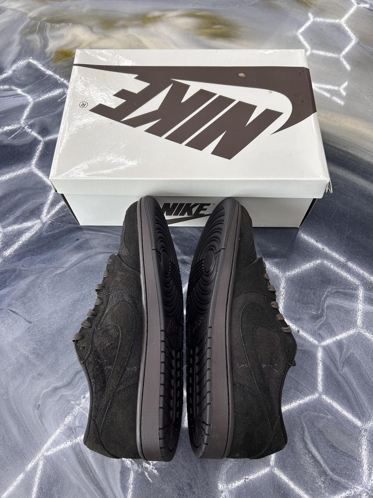 Jordan 1 Travis Scott "Velvet" Used Size 11.5