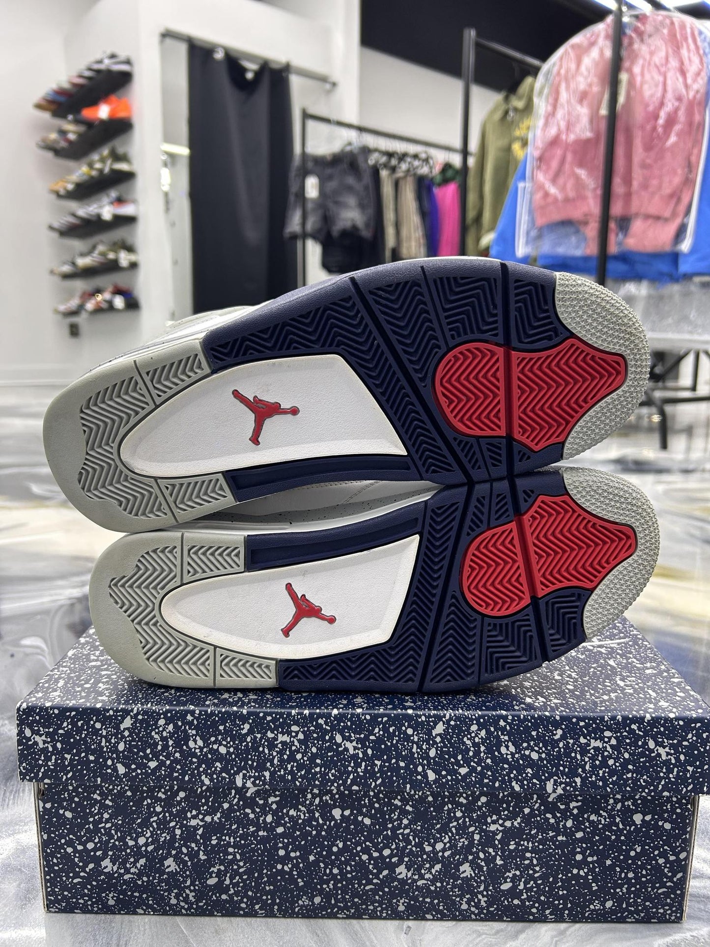 Jordan 4 "Midnight Navy" Used Size 10.5