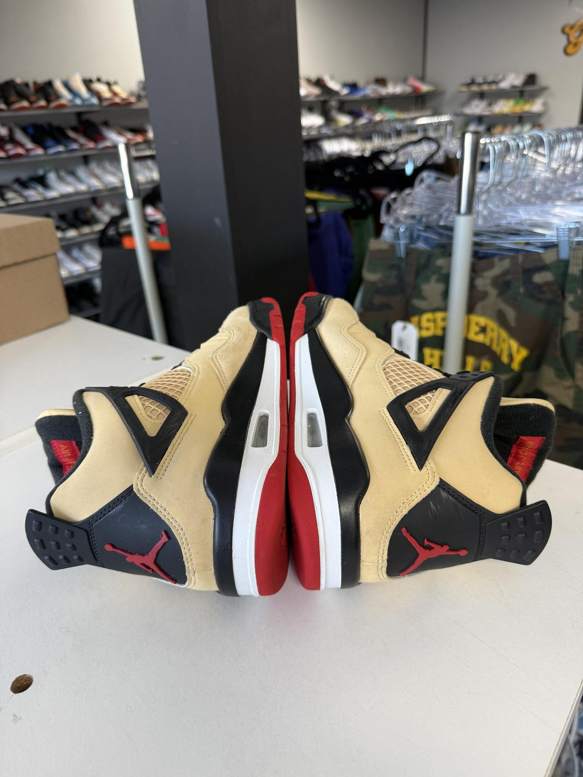 Jordan 4 "Pizza" Used Size 6Y/7.5W