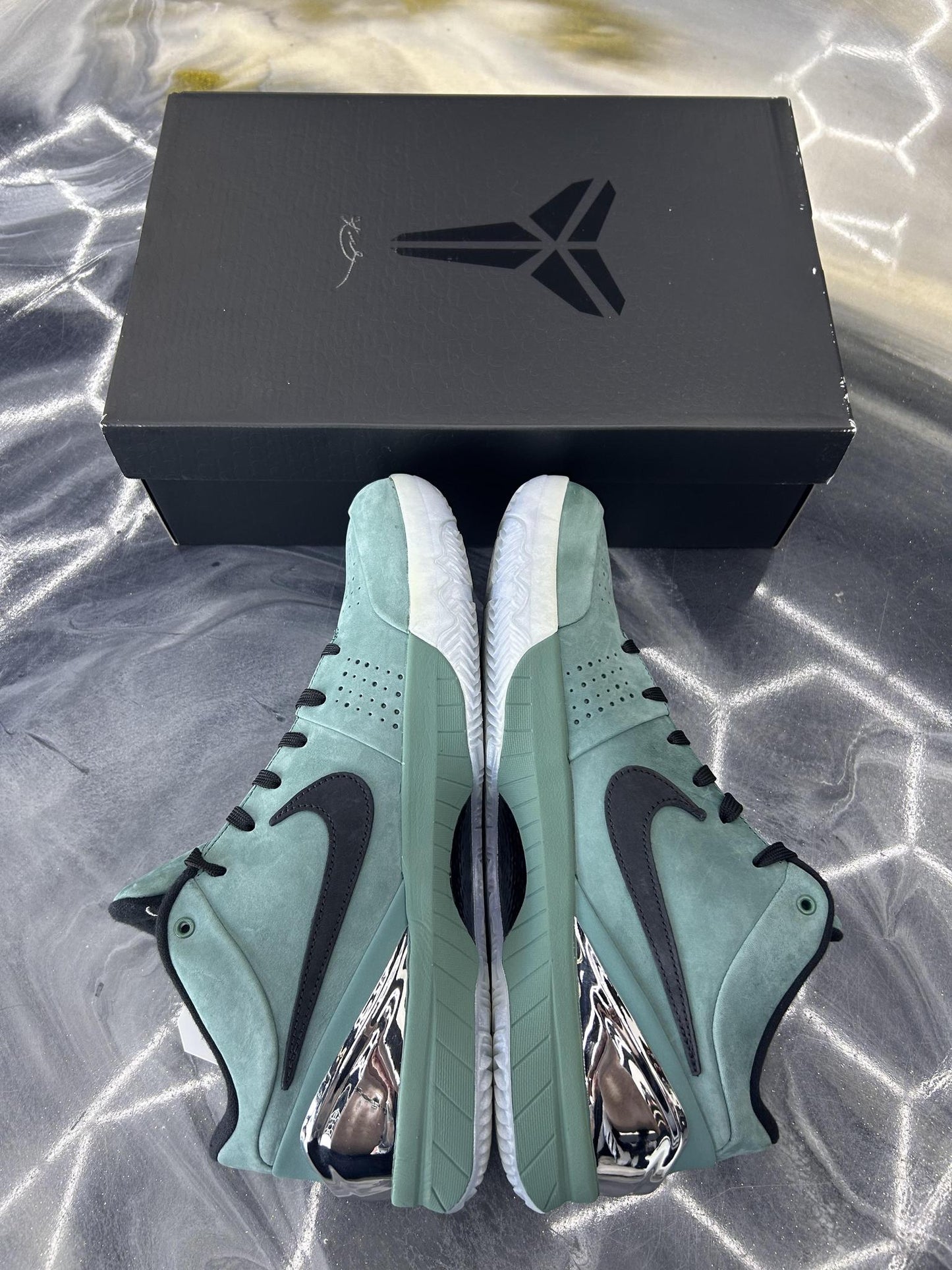 Nike Kobe 4 Protro "Girl Dad" Used Size 12