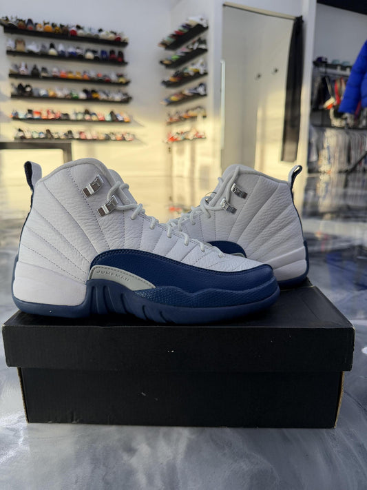 Jordan 12 French Blue Used Size 6Y/7.5W