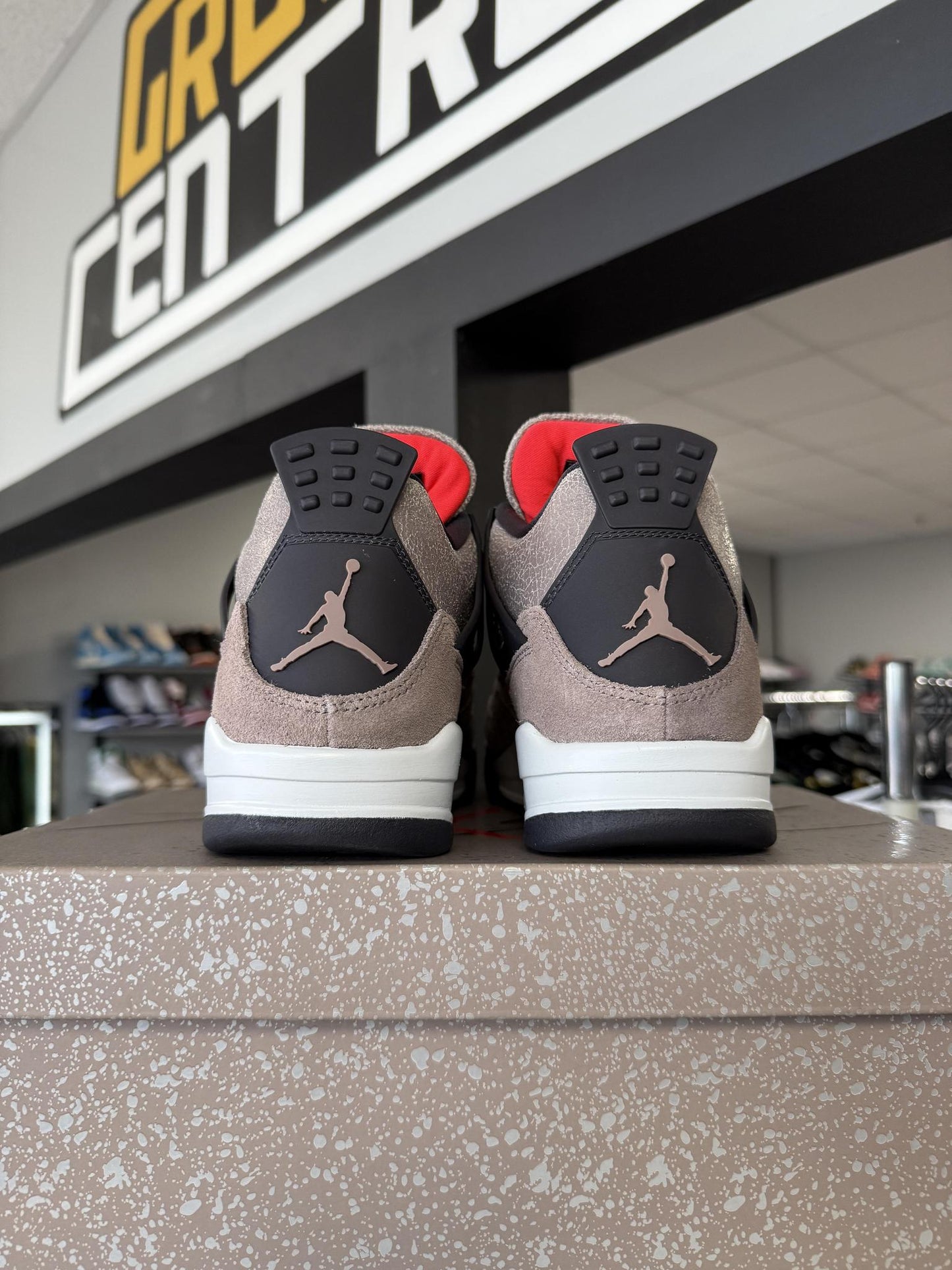 Jordan 4 "Taupe Haze" Used Size 8.5