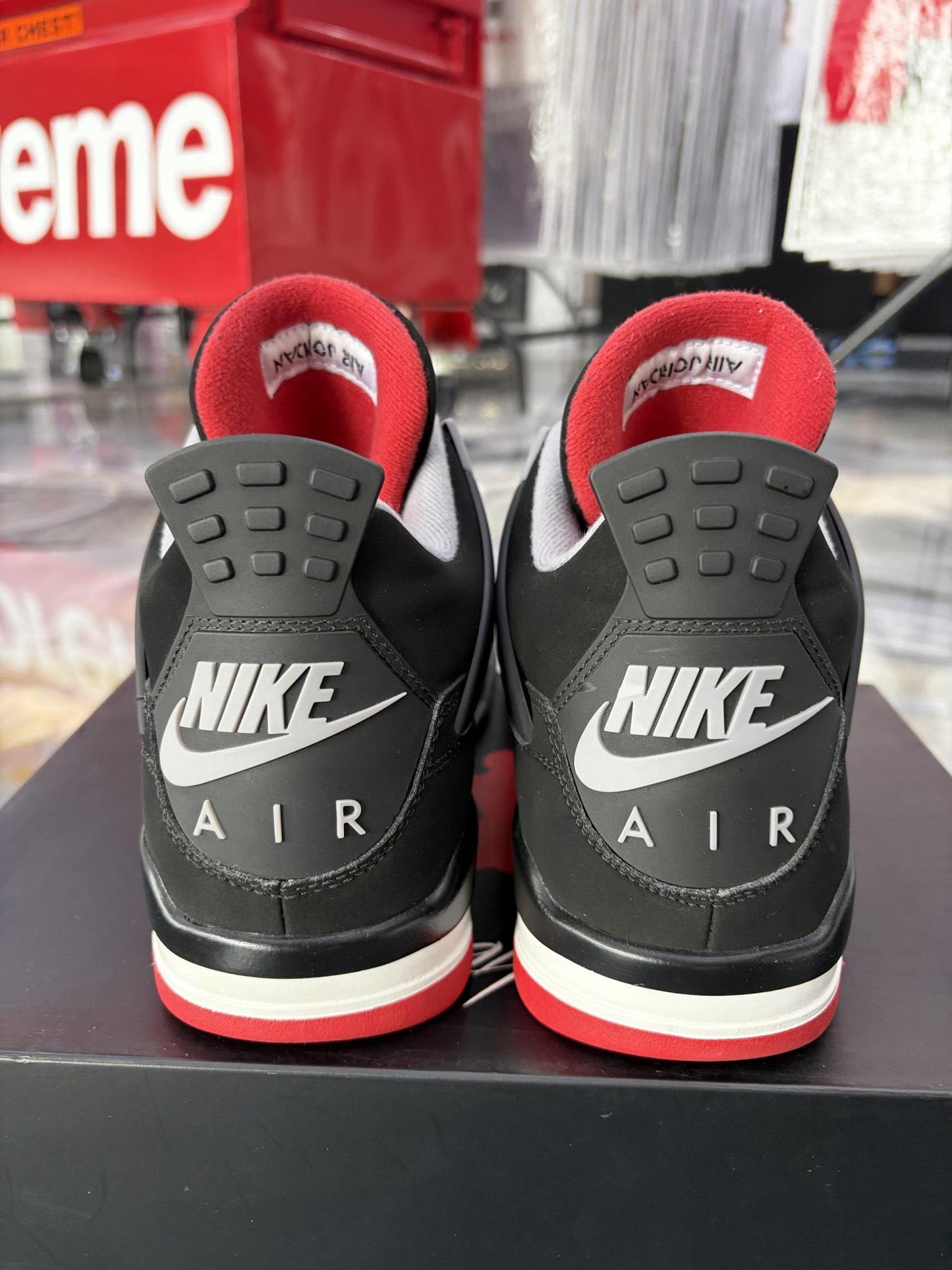Jordan 4 "Bred 2019" Used Size 10.5